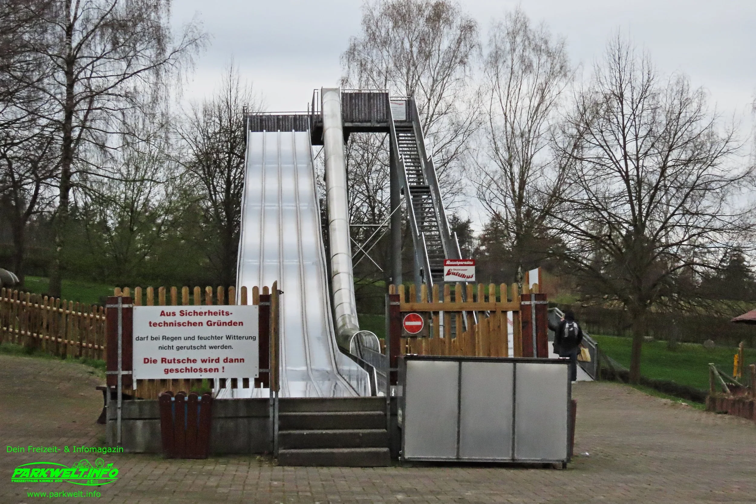 24b.JPG