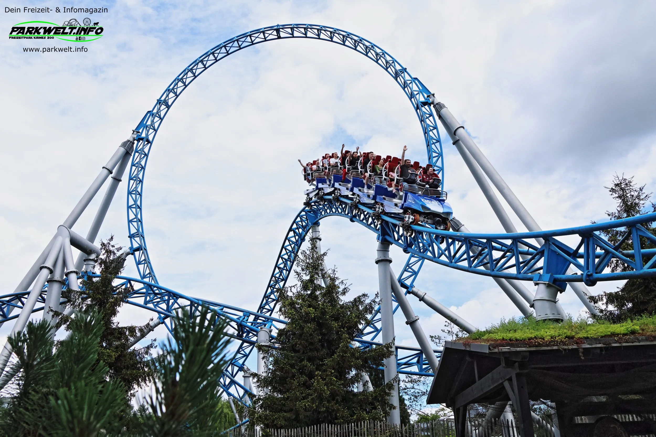 blue fire Megacoaster