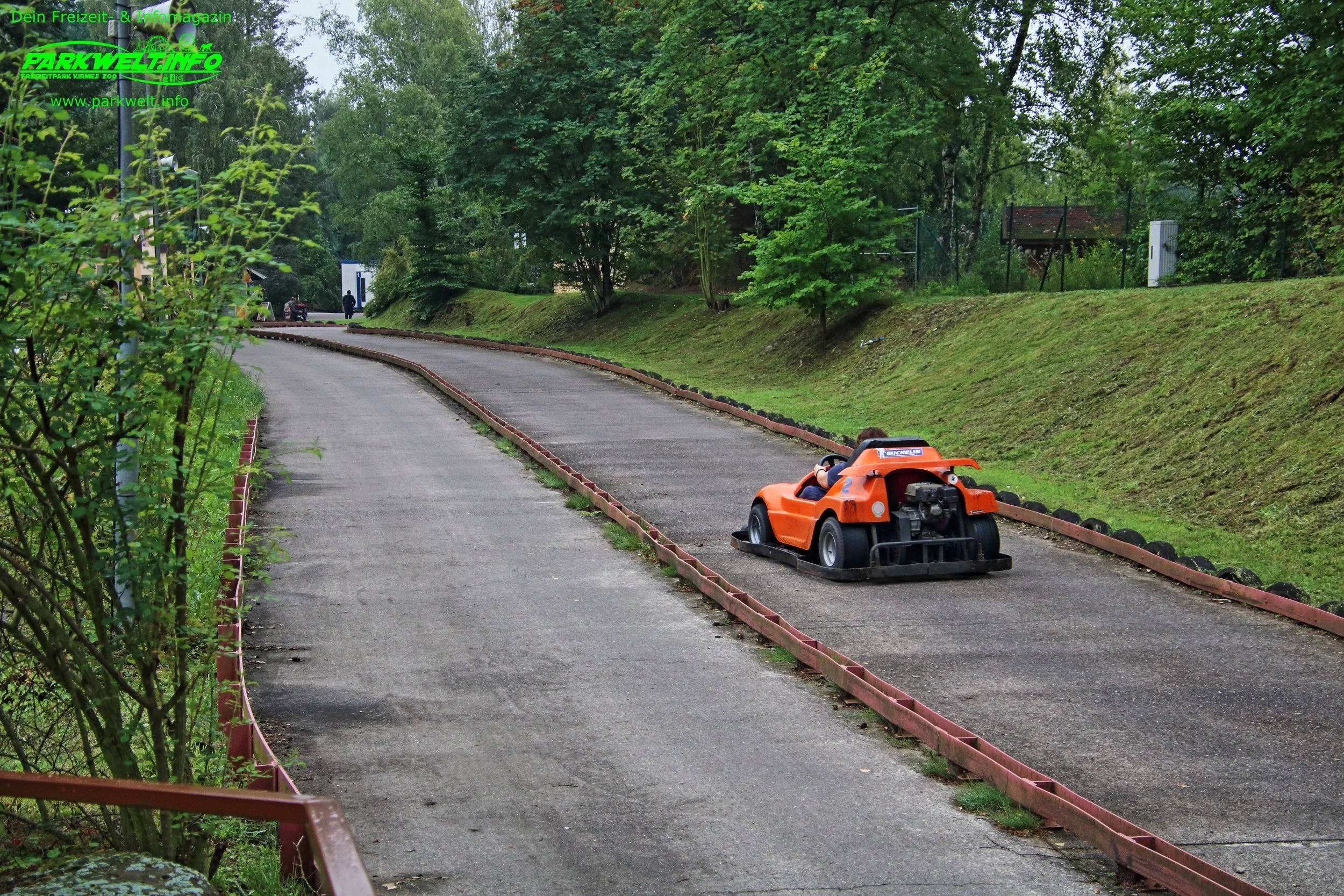 24b.JPG