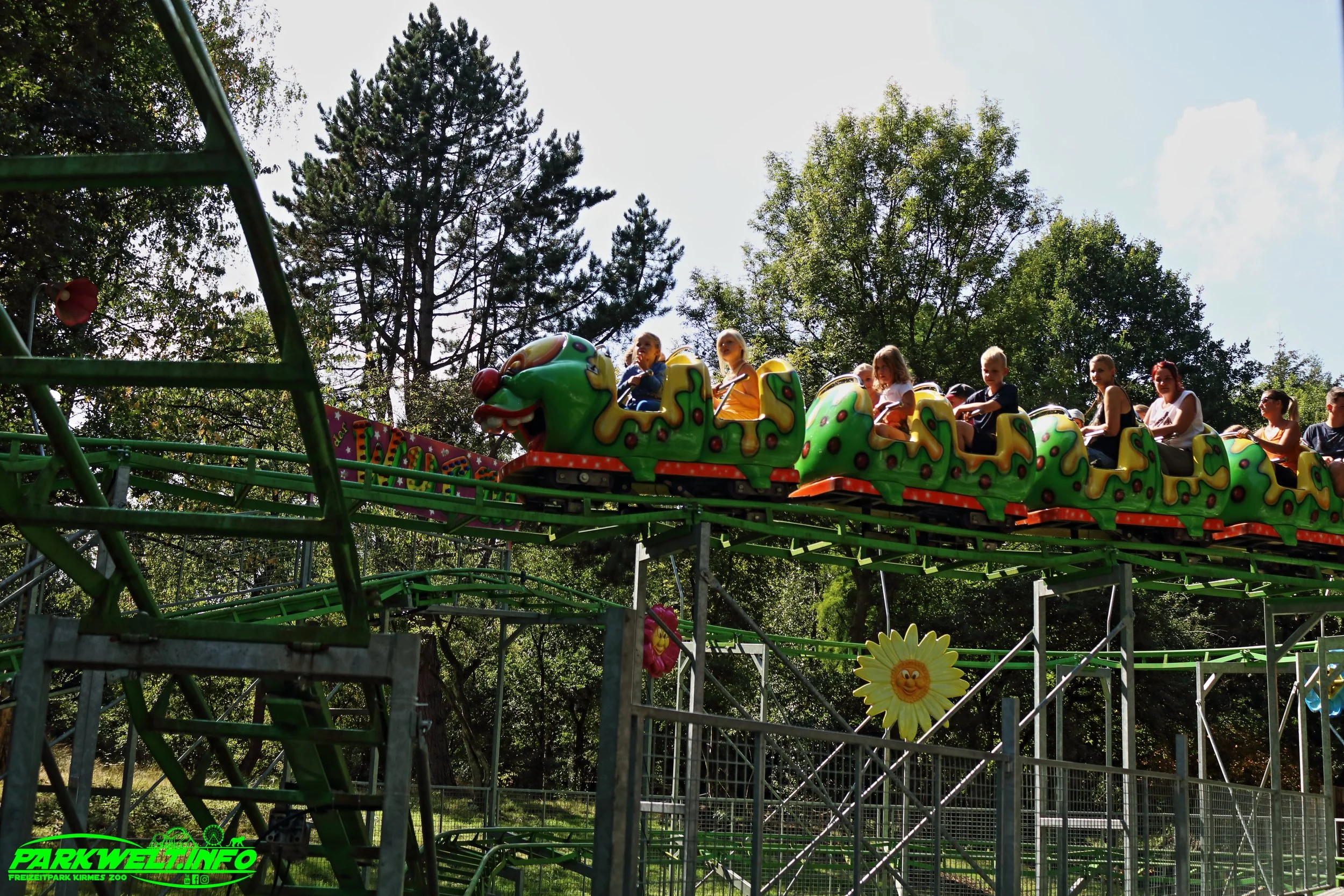 Familienachterbahn Willi der Wurm