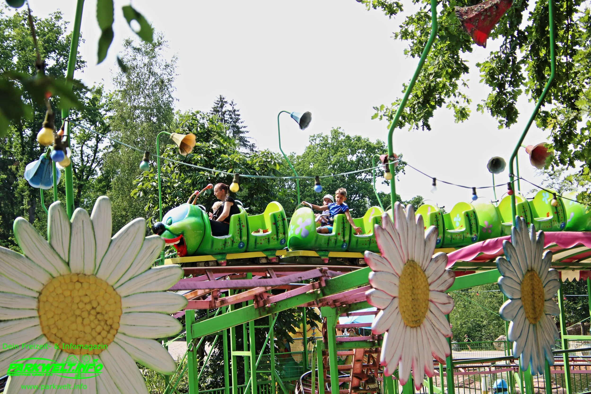 Kinderachterbahn „Raupe“