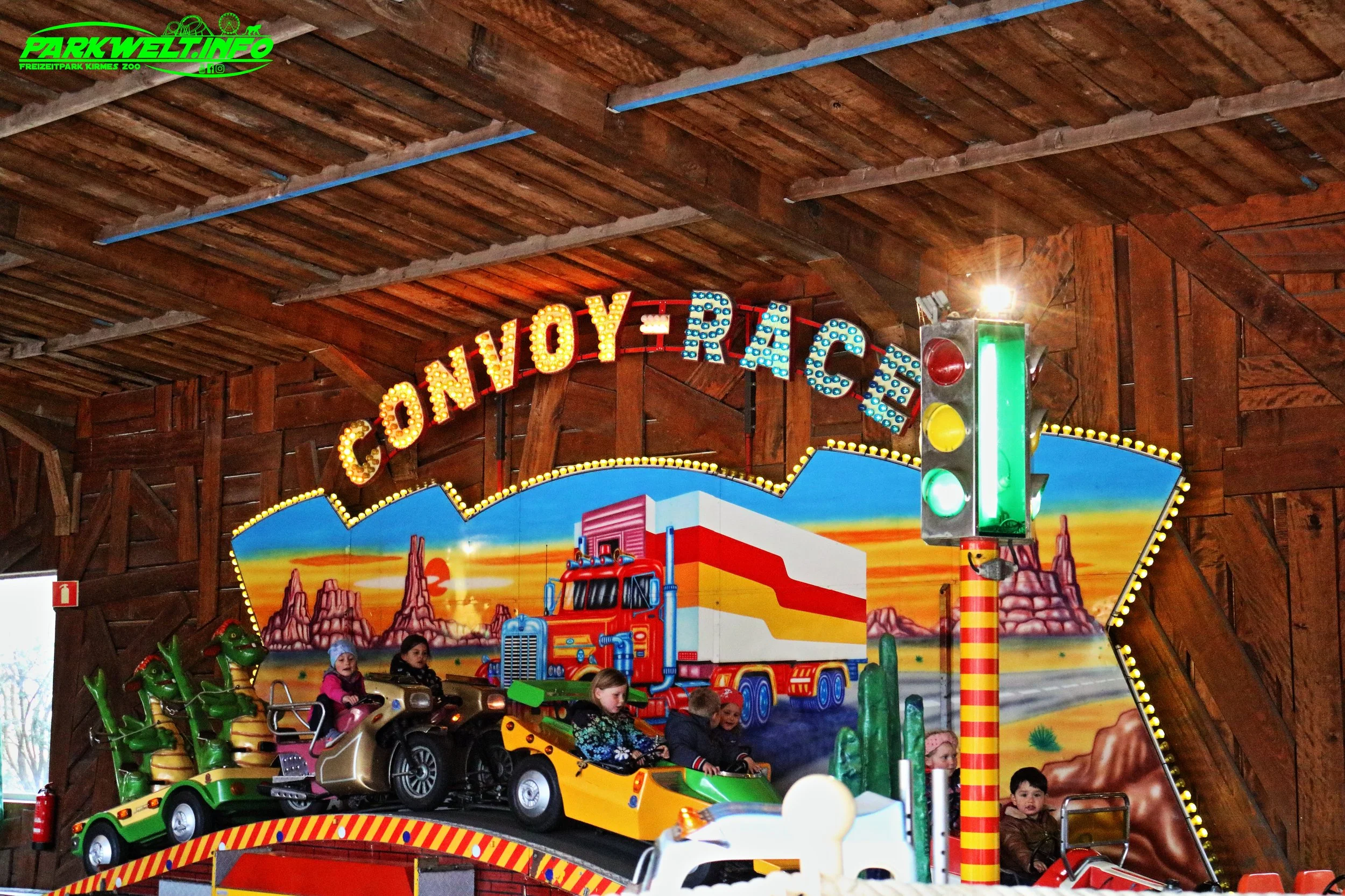 Convoy Race Satori Kinderschleife Kinderkarussell Attractiepark Slagharen Freizeitpark Themepark Attraktionen Fahrgeschäfte Info Park Plan map guide anfahrt