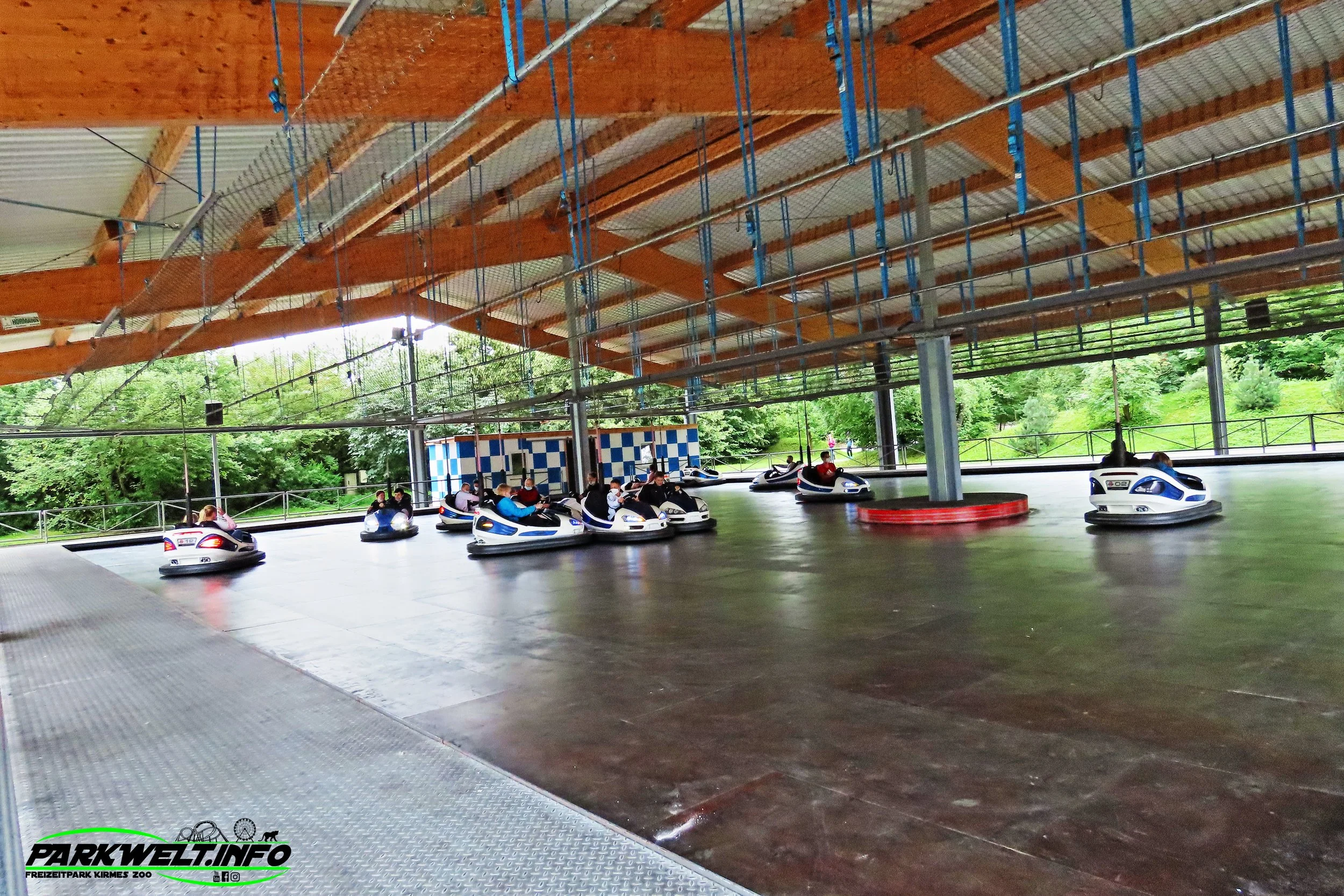 Autoscooter Bertazzon Allgäu Skyline Park Auto Scooter Löwenthal Freizeitpark Bayern
