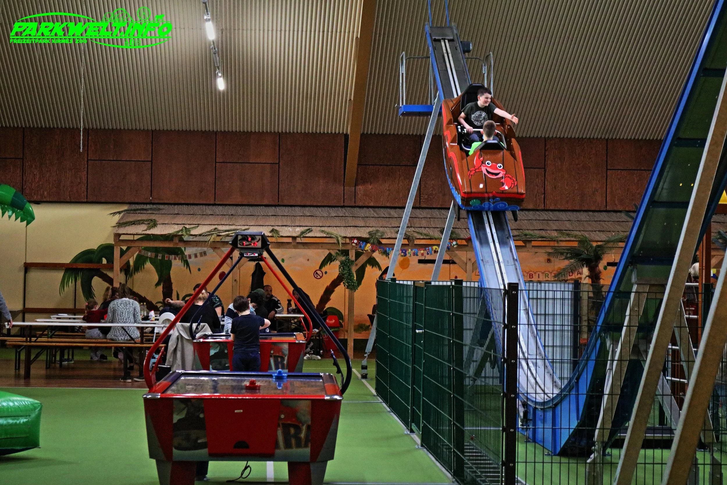 Piratenland Neuwied Freizeitpark Indoor Park Outdoor Themepark Attraktionen Fahrgeschäfte Parkplan Bilder Galerie Fotos Anfahrt Parkplatz Guide Map Adresse Familie Kinder 