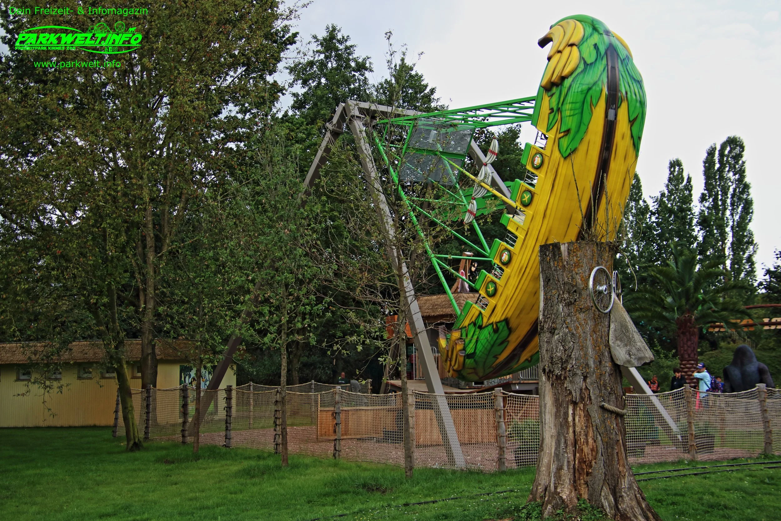 Serengeti Park Hodenhagen Freizeitpark Themepark Amusementpark Attraktionen Tiere Wildtiere Safari Achterbahn Rollercoaster Coaster Safaripark Info Map Guide Park Plan