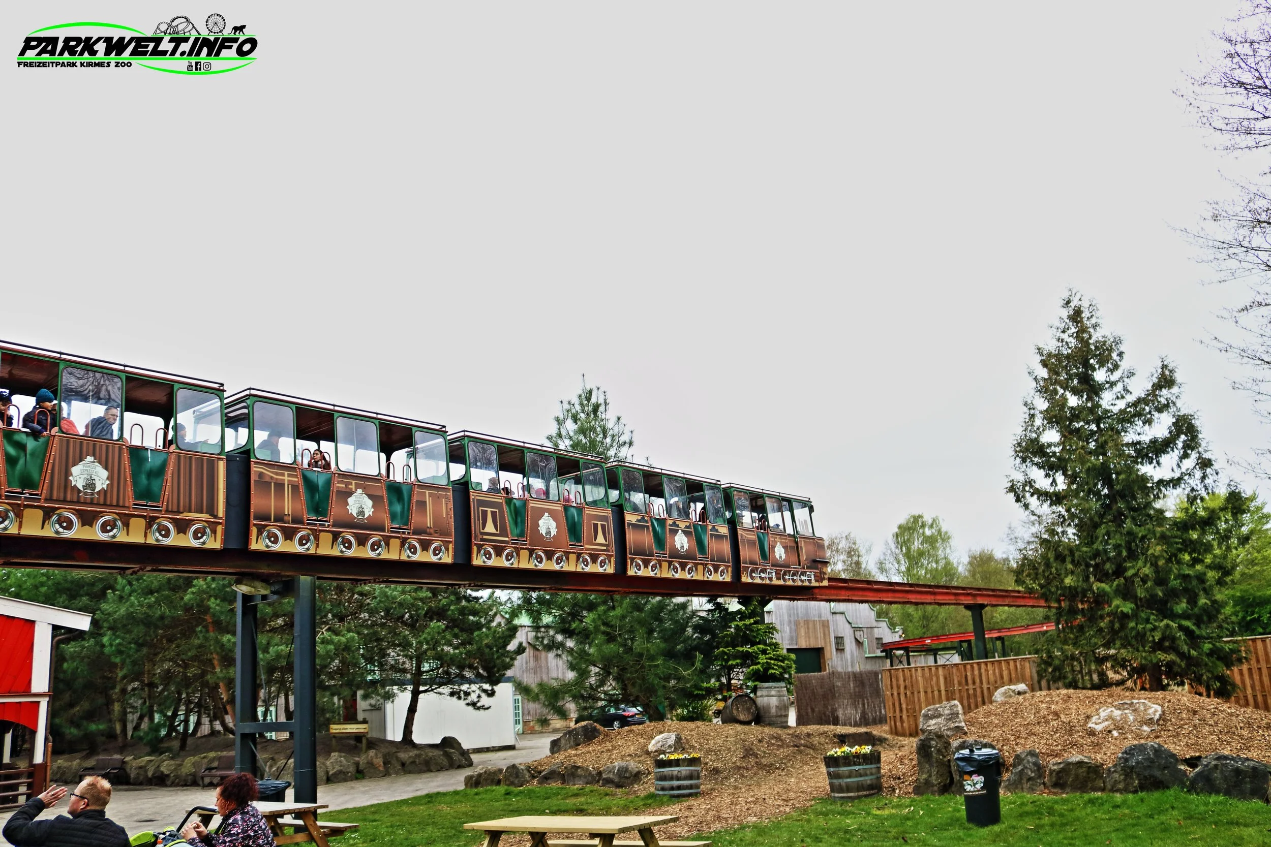 Pioneer Express 63 Monorail Schwarzkopf Attractiepark Slagharen Freizeitpark Themepark Attraktionen Fahrgeschäfte Info Park Plan map guide anfahrt