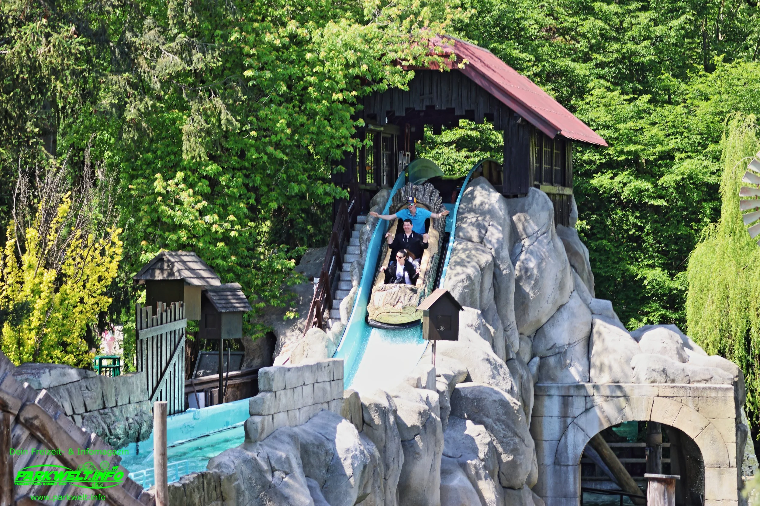 Europa Park Rust Attraktionen Fahrgeschäfte Achterbahn Info Anfahrt Preise Guide Park Plan Map Rulantica Freizeit Coaster Bilder Galerie Veranstaltungen Übernachtung Information 