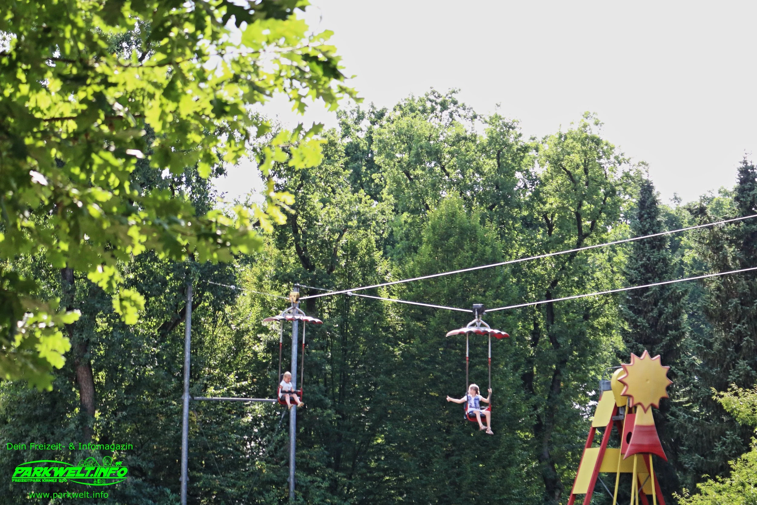 Seilbahn Skydive Sunkid Heege Inno Tier Freizeitpark Thüle Friesoythe Niedersachsen Attraktionen Adresse Map Guide Park Plan Achterbahn Rollercoaster Tiere Fahrgeschäfte Infos