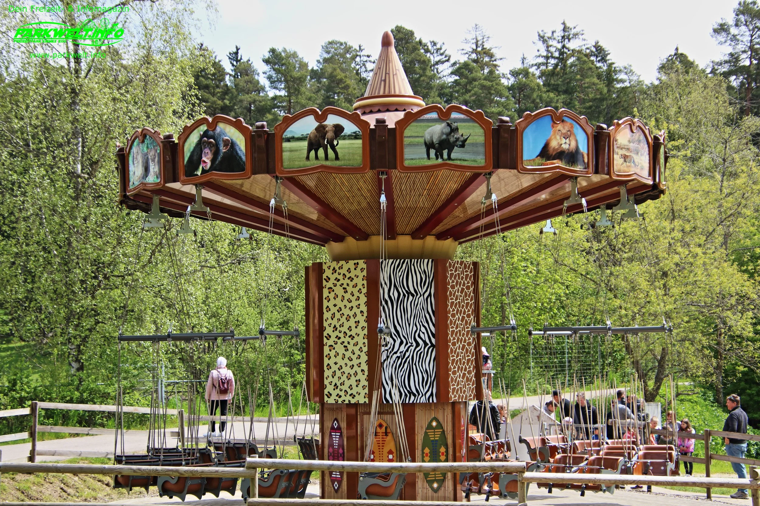 Wellenflieger SBF Visa Group Family Swinger Tatzmania Löffingen Freizeitpark Themepark Wildpark Baden Württemberg Attraktionen Fahrgeschäfte Achterbahn Rollercoaster Info Preise Öffnungszeiten Adresse Anfahrt Parkplatz