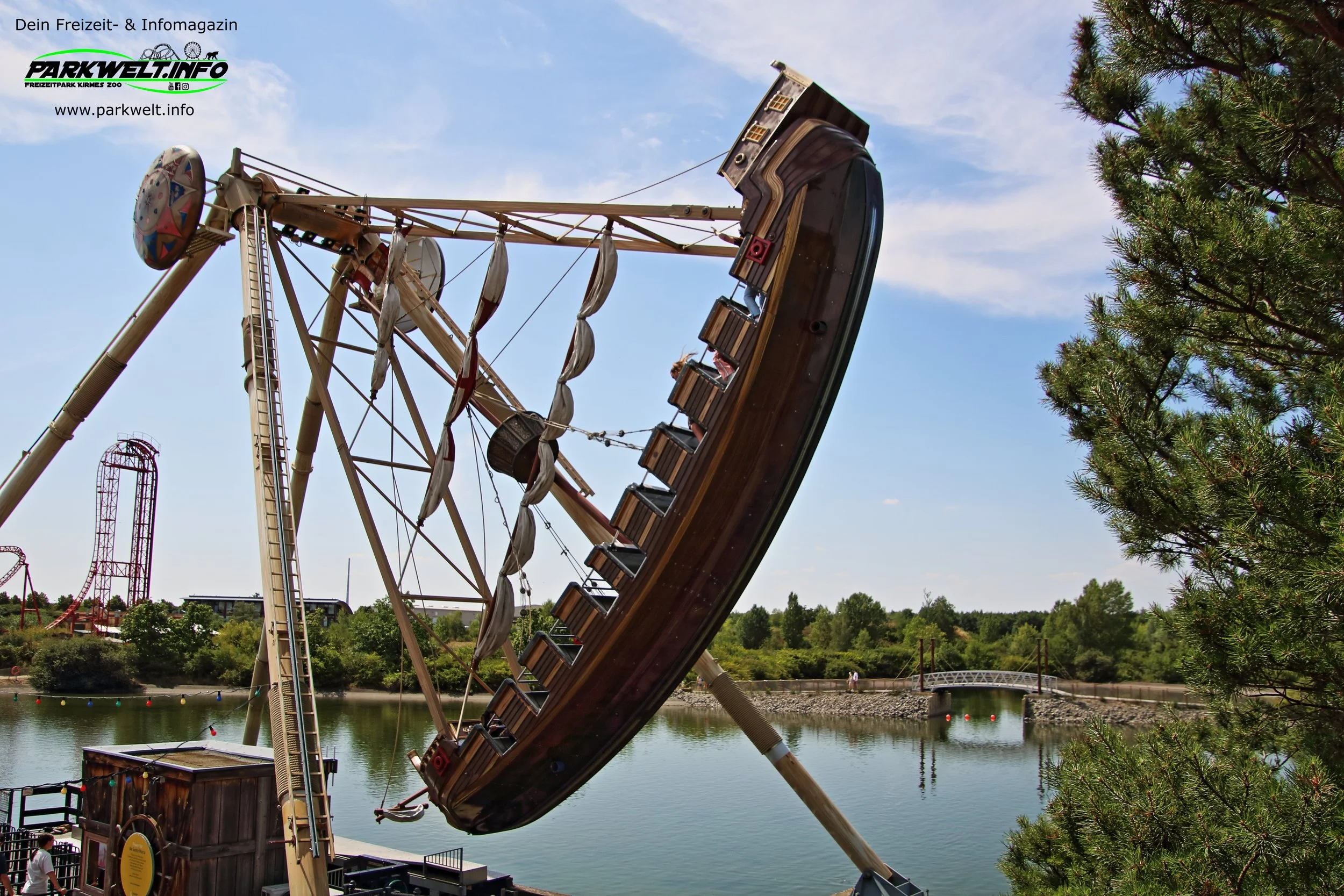 Santa Maria Schiffschaukel Pirat Huss Belantis Das Abenteuer Reich Freizeitpark Themepark Sachsen Park Plan Map Guide Achterbahn Attraktionen Fahrgeschäfte Rollercoaster Anfahrt Adresse Preise Öffnungszeiten