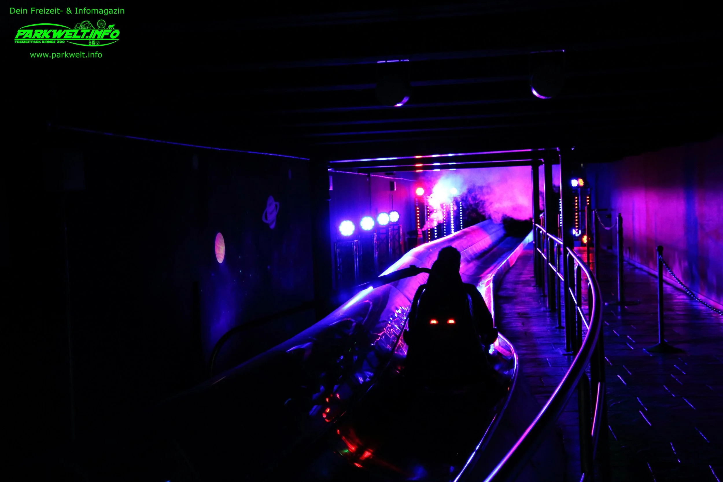 SpaceRunner Space Runner Wiegand Bobkartbahn Steinwasen Park Baden Württemberg Freizeitpark Themepark Wildpark  Oberried Attraktionen Fahrgeschäfte Achterbahn Rodelbahn Infos Info News Schwarzwald Seilbahn