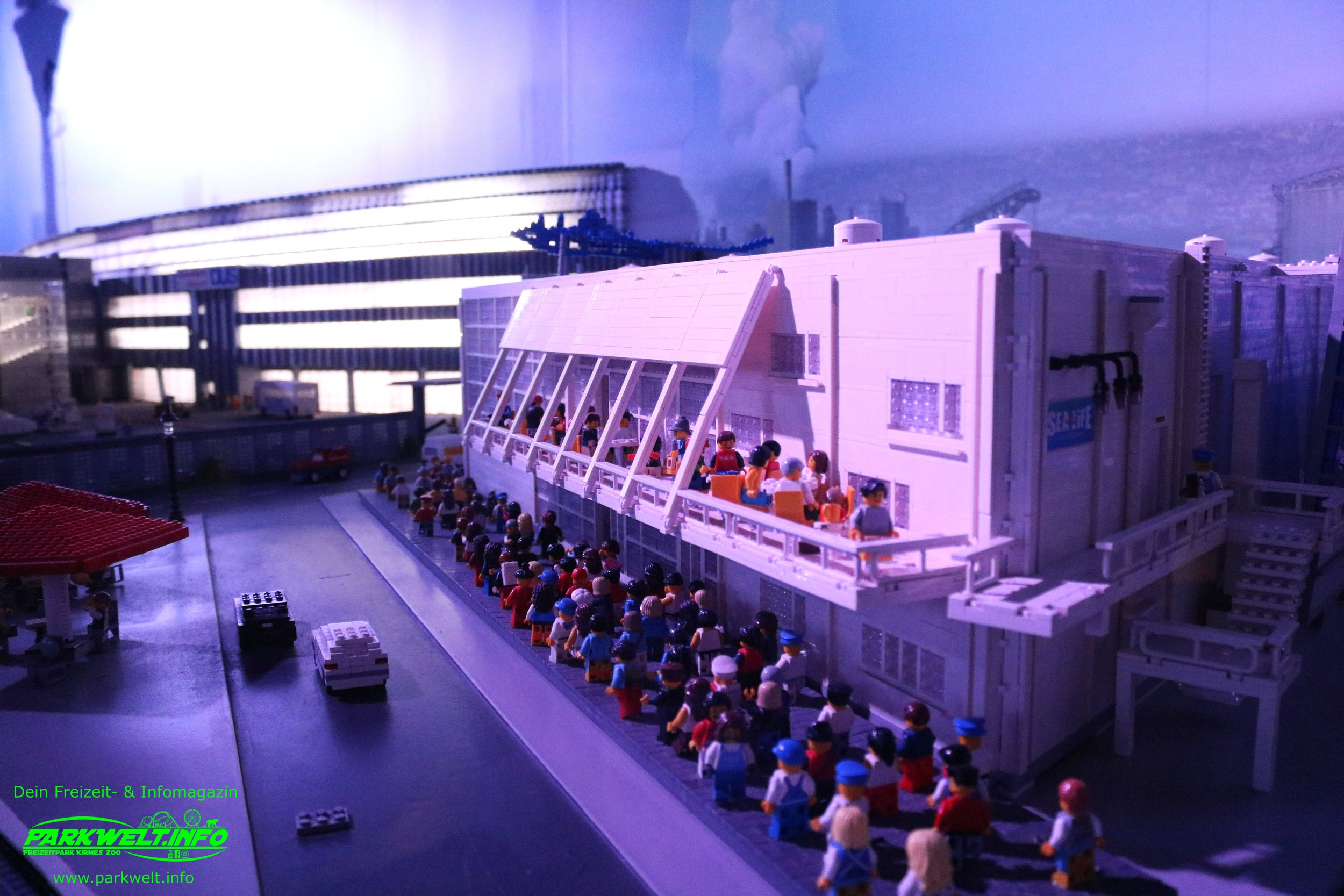 Legoland Discovery Centre Oberhausen Freizeitpark Centro Themepark Attraktionen Indoor Park Plan map Guide Fahrgeschäfte Adresse 