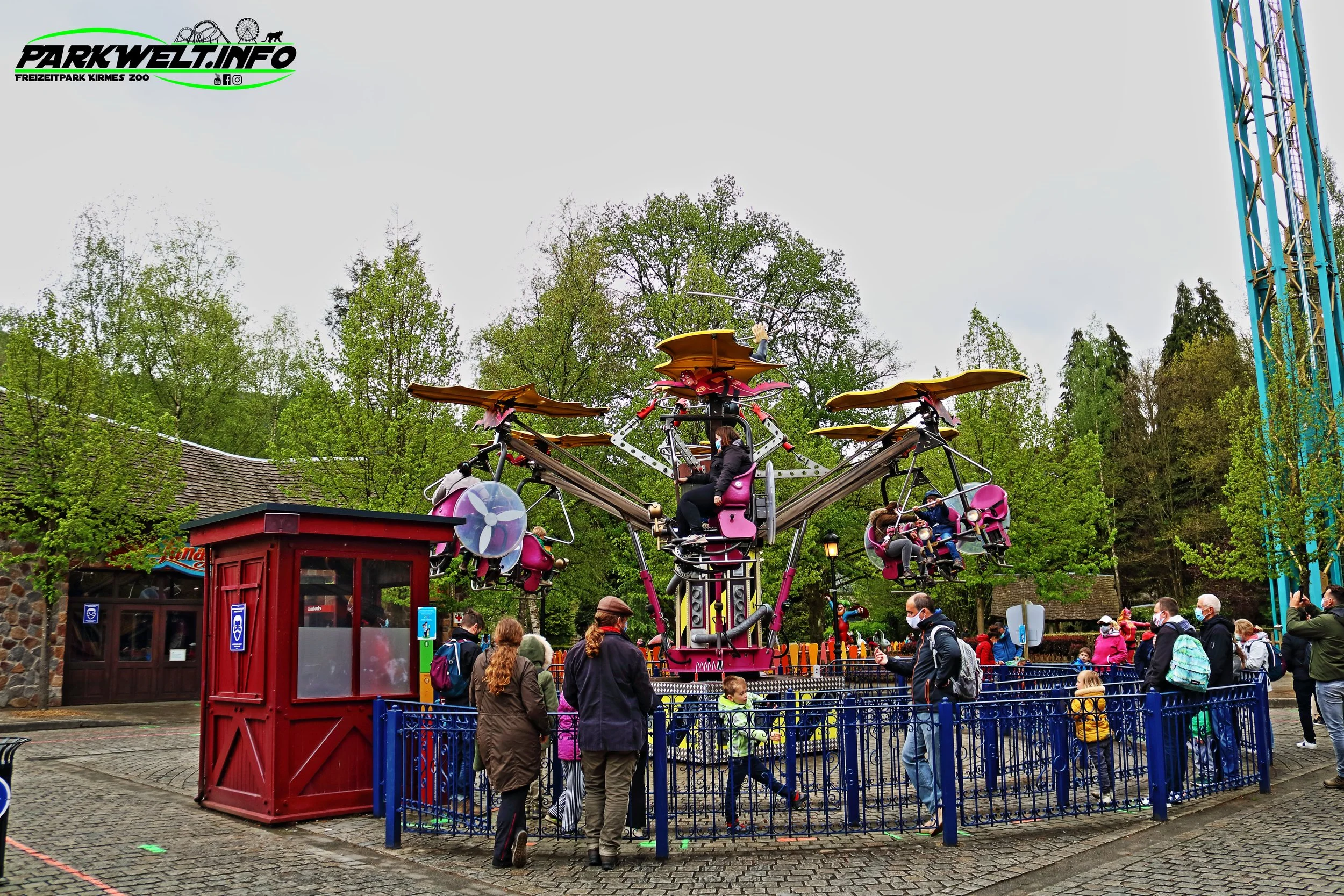 Plopsa Coo Stavelot Belgien Freizeitpark Themepark Attraktionen Fahrgeschäfte Achterbahn Coaster Park Plan Map Guide Info Wetter Belgium
