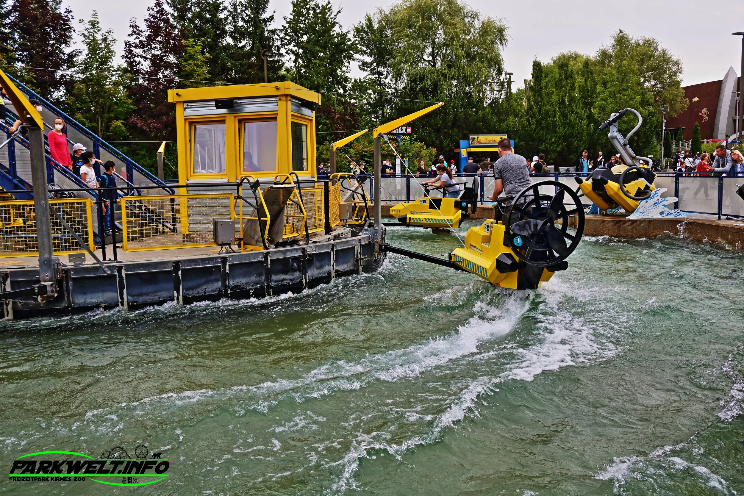 Wellenreiter zierer wild water rondell legoland sunkid wasser freizeitpark