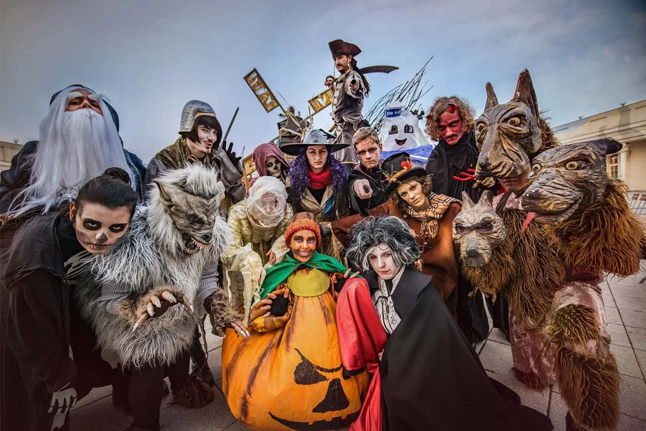 Halloween 2026 im BELANTIS: Gruselige Gestalten, schaurige Dekorationen und besondere Halloween-Atmosphäre sorgen im Freizeitpark bei Leipzig für ein außergewöhnliches Erlebnis für die ganze Familie.
