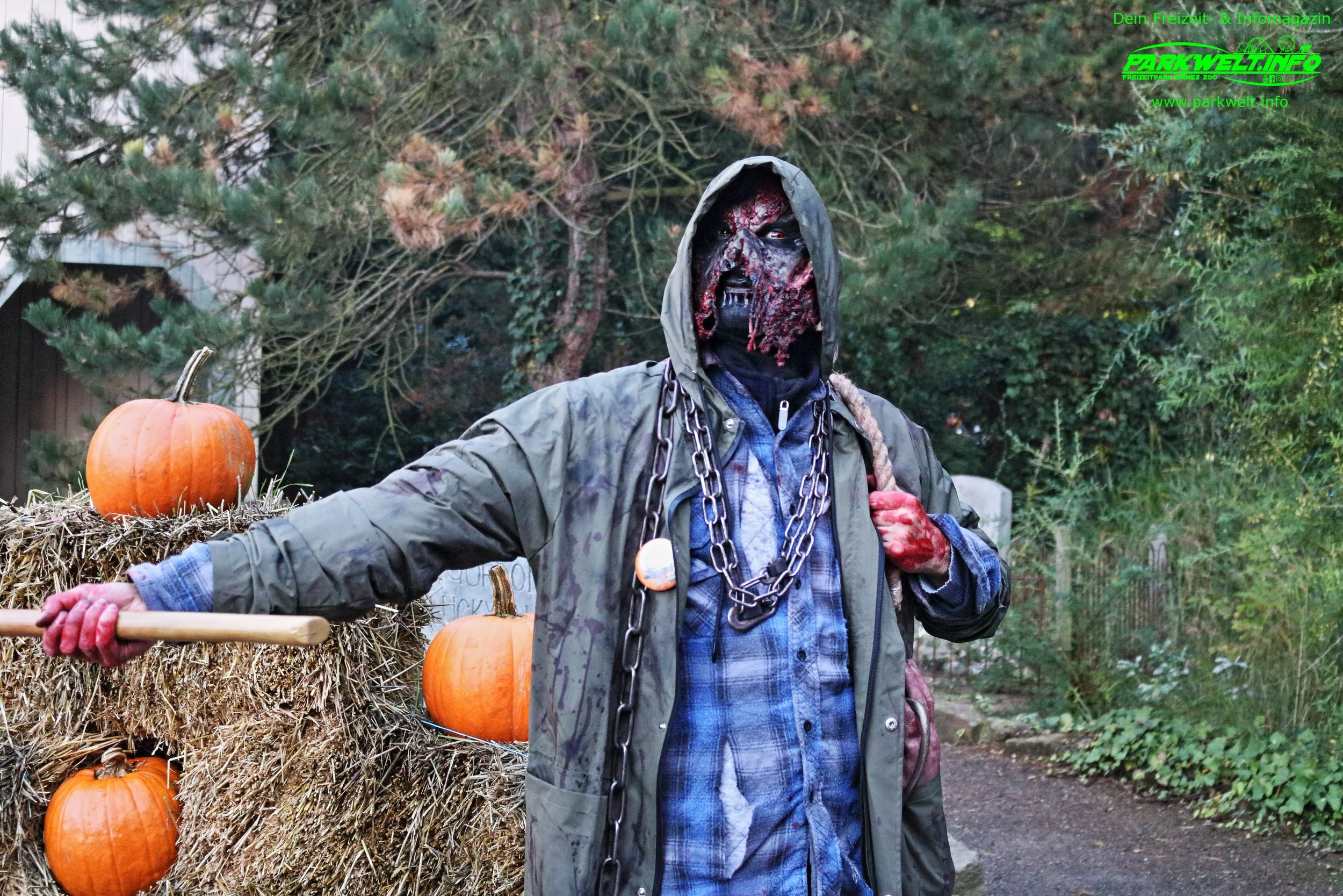Halloween Horror Festival Halloween movie park freizeitpark themepark filmpark bottrop germany achterbahn attraktionen info