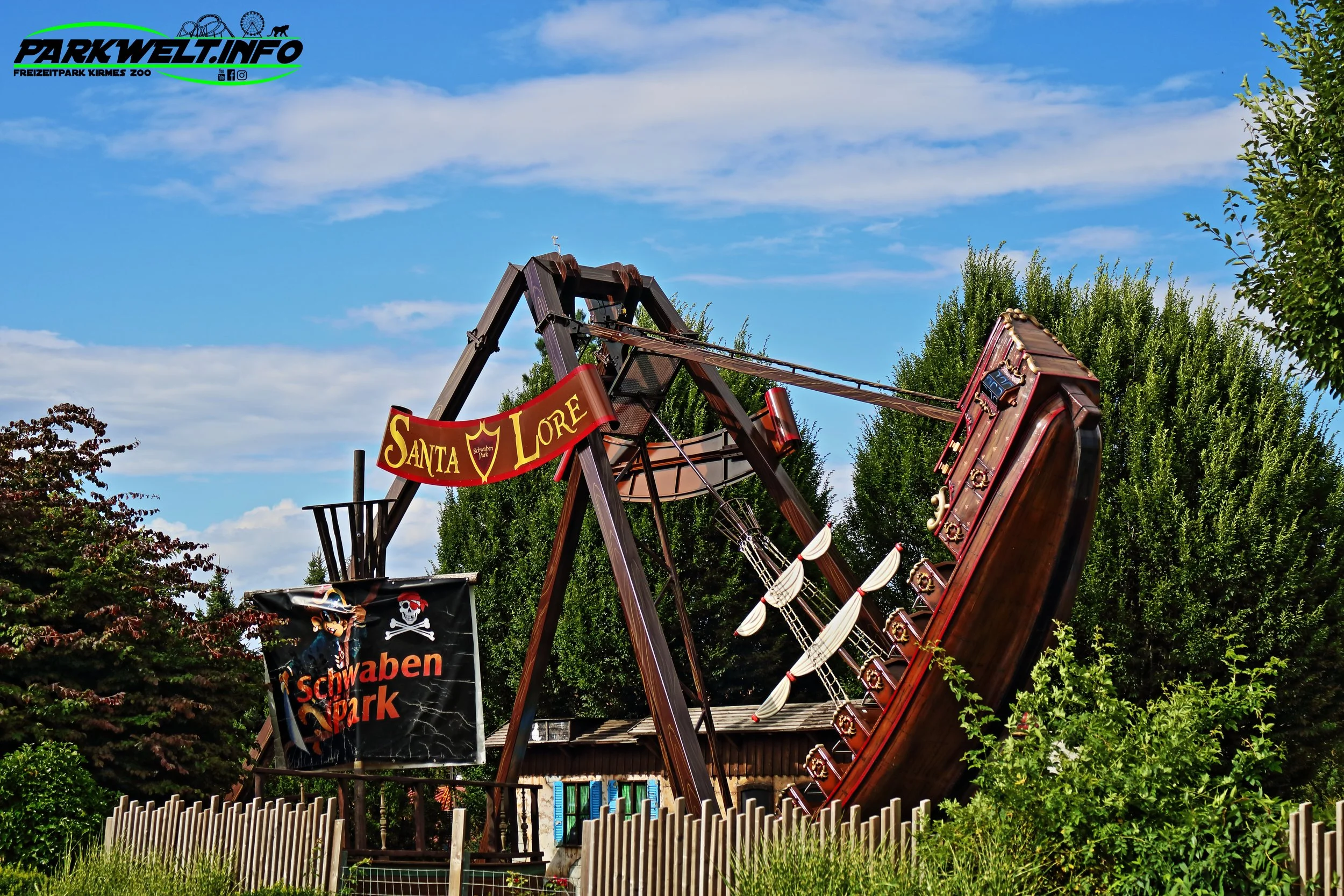 Schwaben Park Freizeitpark Santa Lore Schiffschaukel Fahrgeschäft