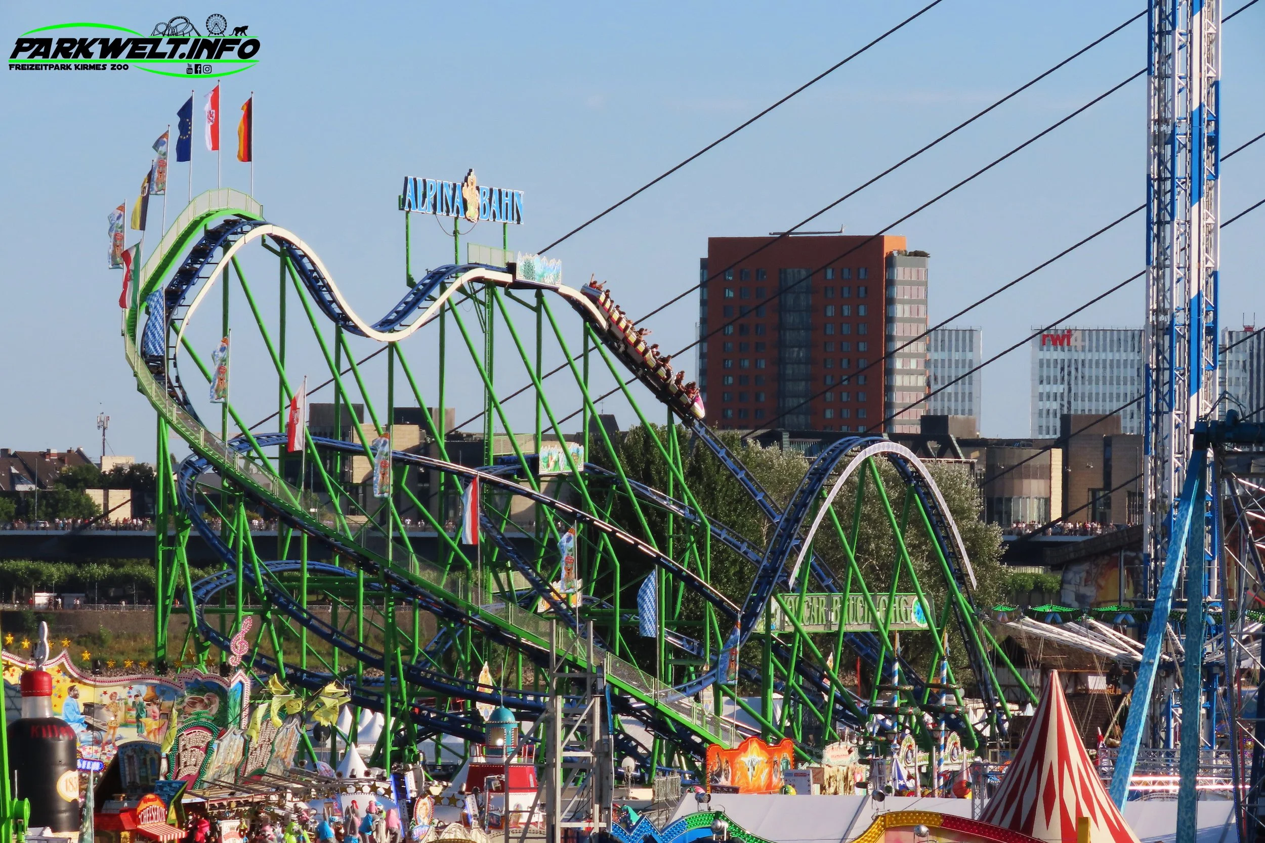 Alpina Bahn Oscar Bruch Achterbahn Rollercoaster Coaster Kirmes Volksfest Jahrmarkt Attraktion Fahrgeschäft Karussell  Daten Infos Technische