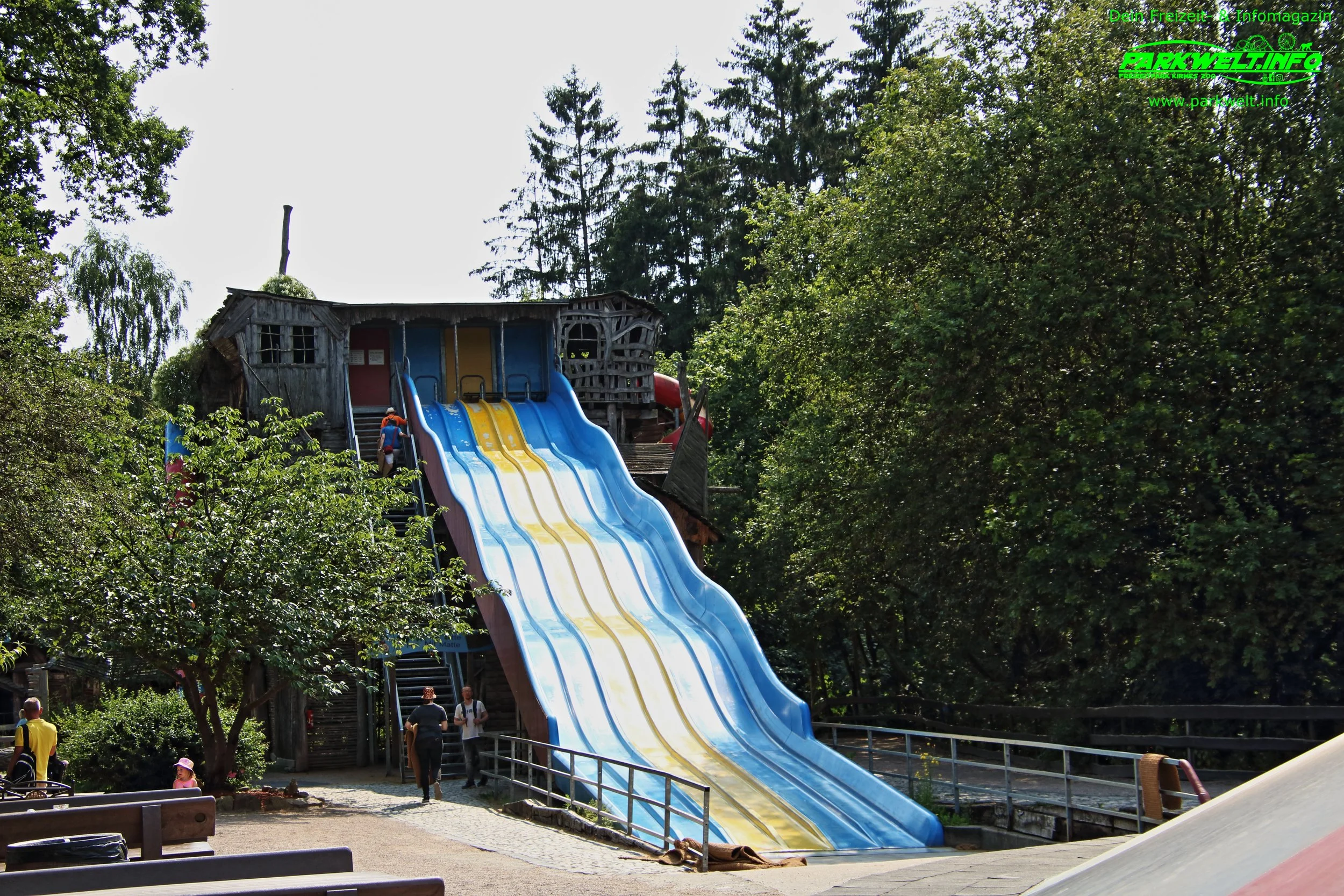 Wilde Sau Metallbau Emmeln Wellenrutsche Plohn Freizeitpark Tthemepark Sachsen Attraktionen Fahrgeschäfte Achterbahn Dynamite Info News Lengenfeld Adresse Preise Event Park Plan Map Guide