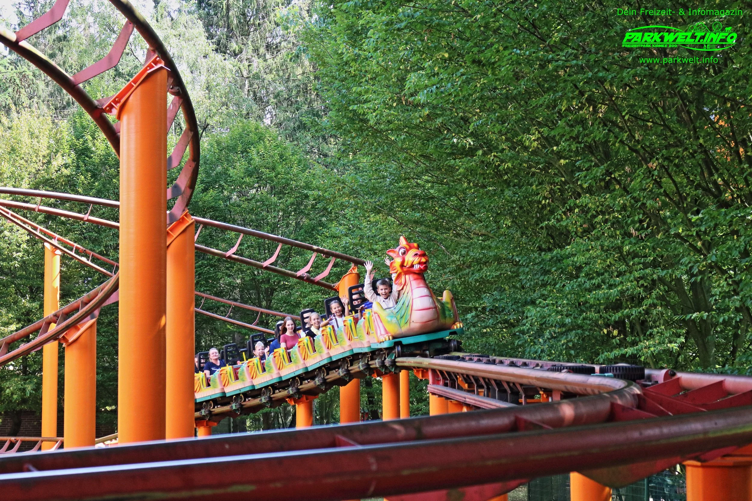 Tier Freizeitpark Thüle Friesoythe Niedersachsen Attraktionen Adresse Map Guide Park Plan Achterbahn Rollercoaster Tiere Fahrgeschäfte Infos 