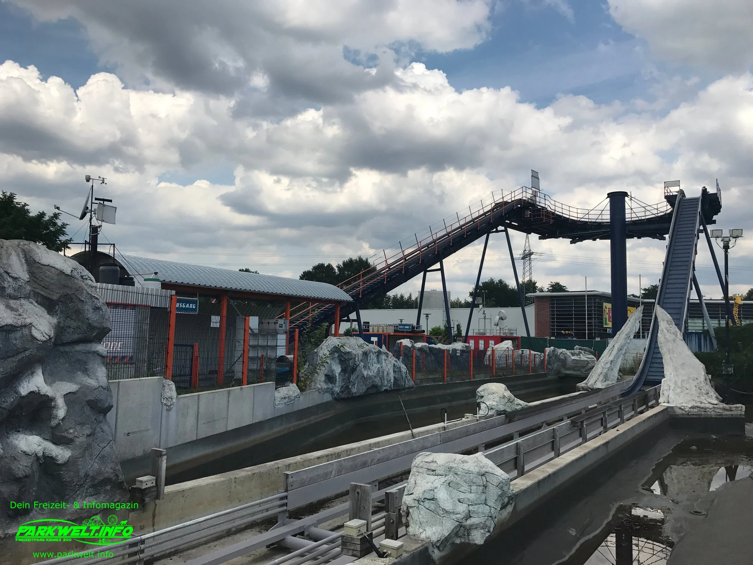 Pinguine Abenteuer Antarktis abc Rides Log Flume Sea Life Abenteuer Park Oberhausen ehemalige Attraktion Wasserbahn Wildwasserbahn CentrO  Info News Bilder Park Plan Map Guide Parkplan Merlin Entertaiments Group