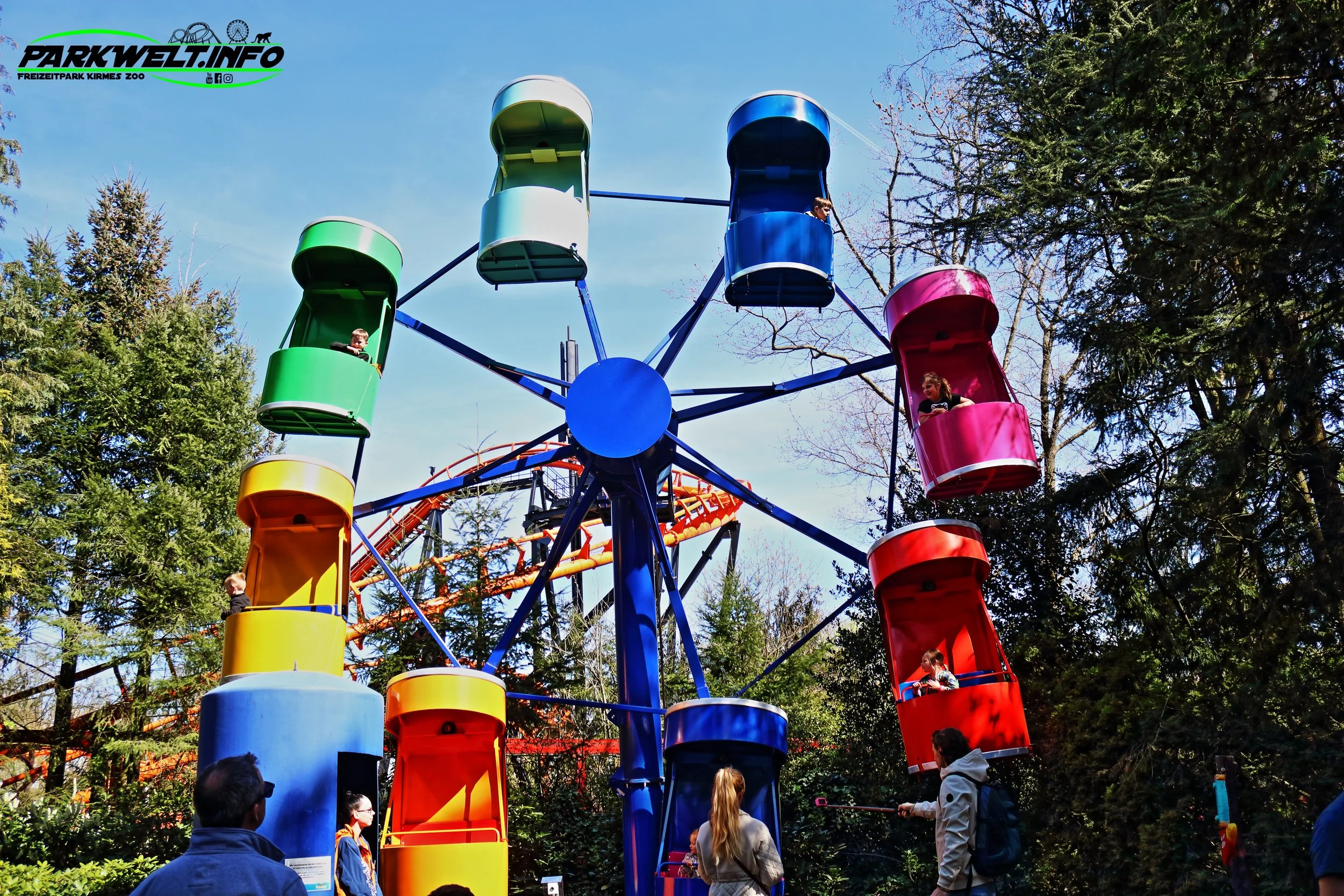 Avonturenrad Zierer Riesenrad Ferris Wheel Avonturenpark Hellendoorn Freizeitpark Themepark Amusementpark Attractiepark Info Attraktionen Fahrgeschäfte Park Plan Map Guide Achterbahn Coaster Rollercoaster Öffnungszeiten Preise