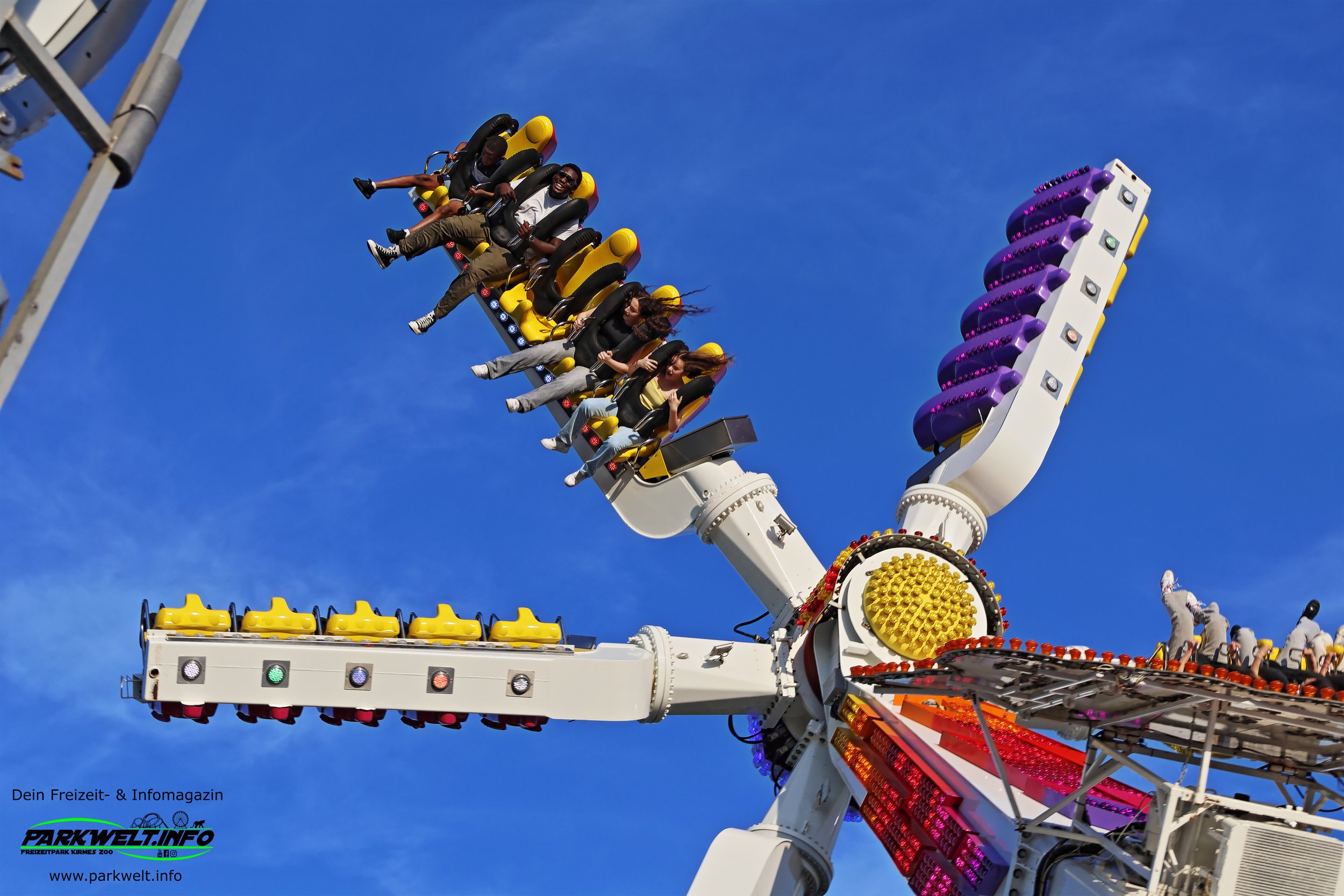 Top Scan Poseidons Rache Mondial Pourrier Köhrmann Kirmes Volksfest Carnaval Frankreich France