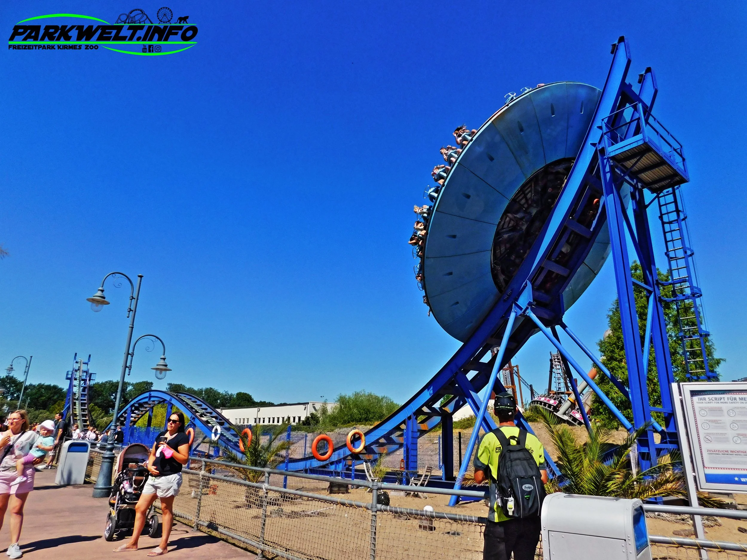 movie park freizeitpark themepark filmpark bottrop germany achterbahn attraktionen info