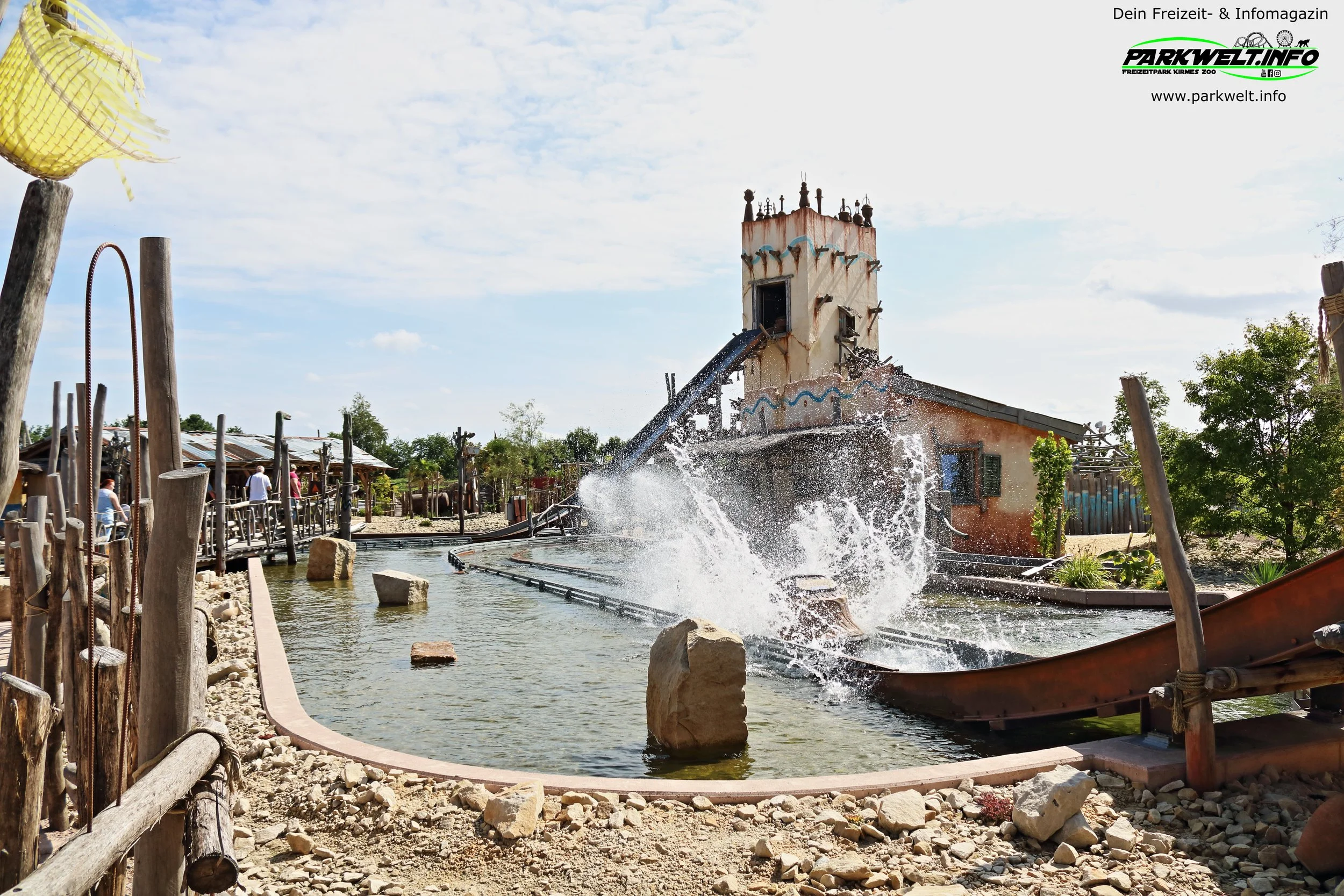 Okavango River Hafema Log Flume Wasserbahn Wild Wasserbahn Jaderpark Tierpark Freizeitpark Jade Themepark Achterbahn Wasserbahn Attraktionen Info News Park Plan Map Guide Adresse Fahrgeschäfte Tiere