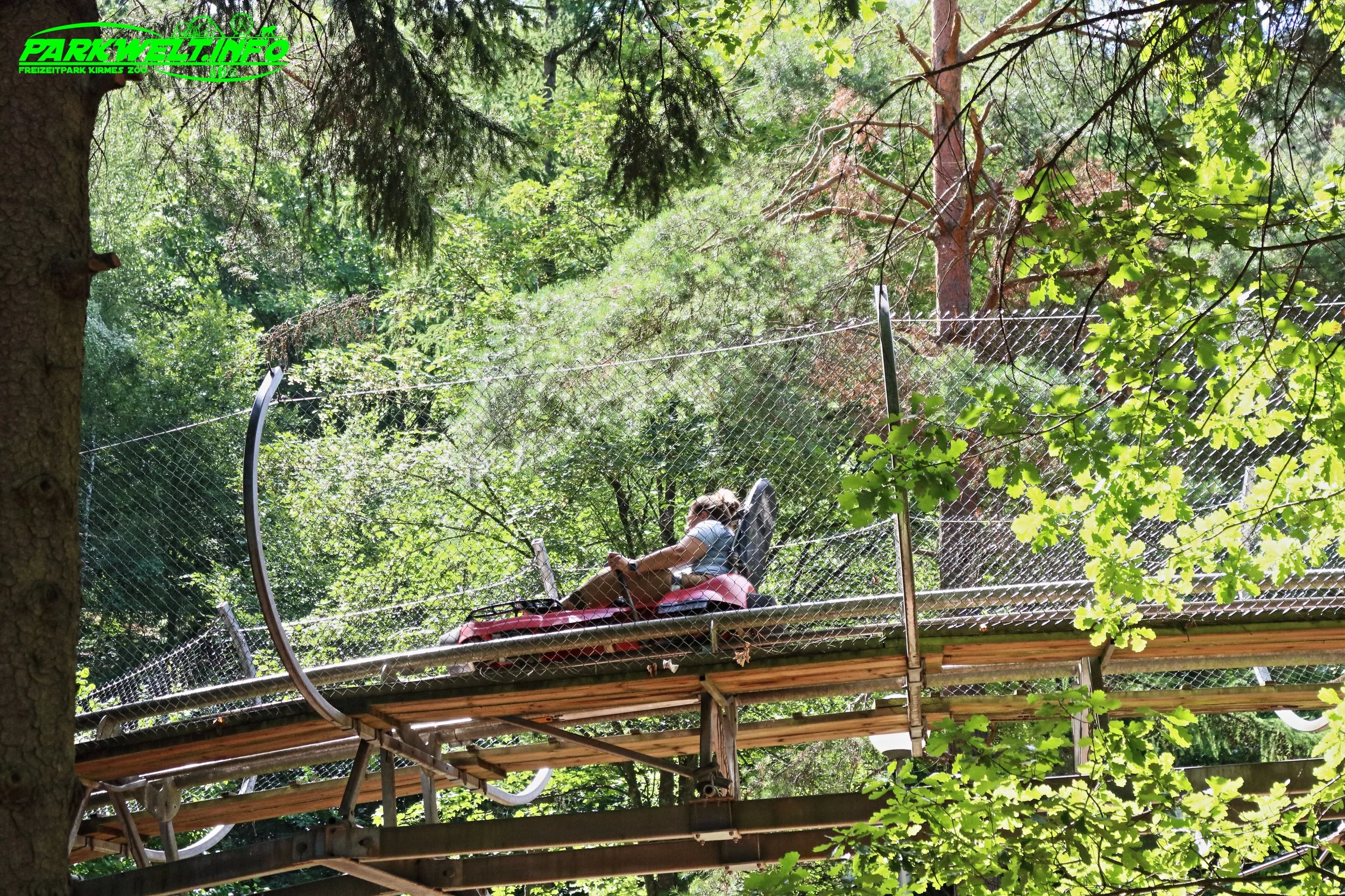 Kurpfalz Coaster Alpine Wiegand Achterbahn Attraktion Kurpfalz Park Wachenheim Weinstraße Freizeitpark Wildpark Themepark Park Plan Guide Adresse Preise Attraktionen Fahrgeschäfte Achterbahn