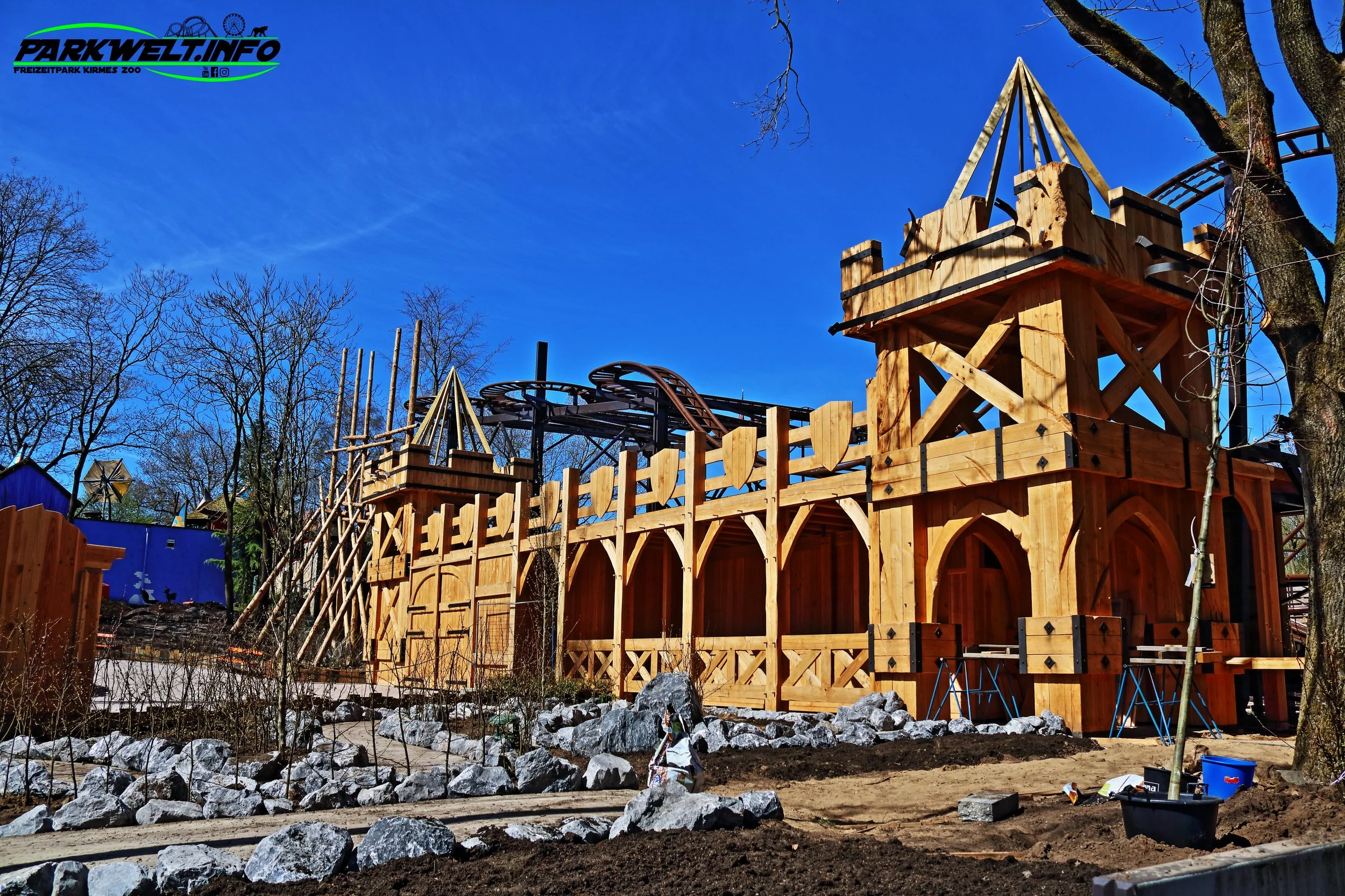 Avonturenpark Hellendoorn Freizeitpark Themepark Amusementpark Attractiepark Info Attraktionen Fahrgeschäfte Park Plan Map Guide Achterbahn Coaster Rollercoaster Öffnungszeiten Preise