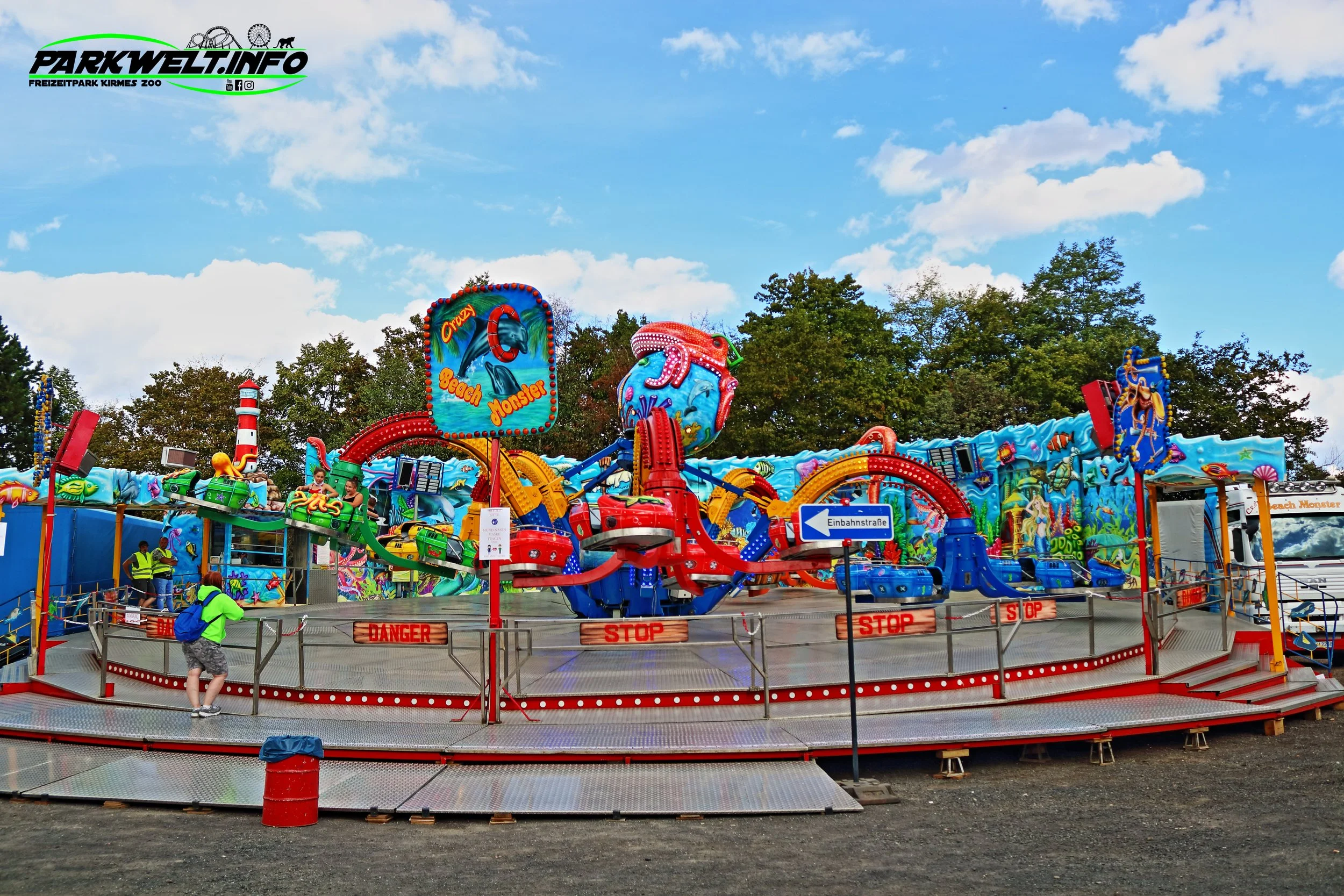 crazy beach monster hoffmann anton schwarzkopf monster 2 Achterbahn Rollercoaster Coaster Kirmes Volksfest Jahrmarkt Attraktion Fahrgeschäft Karussell