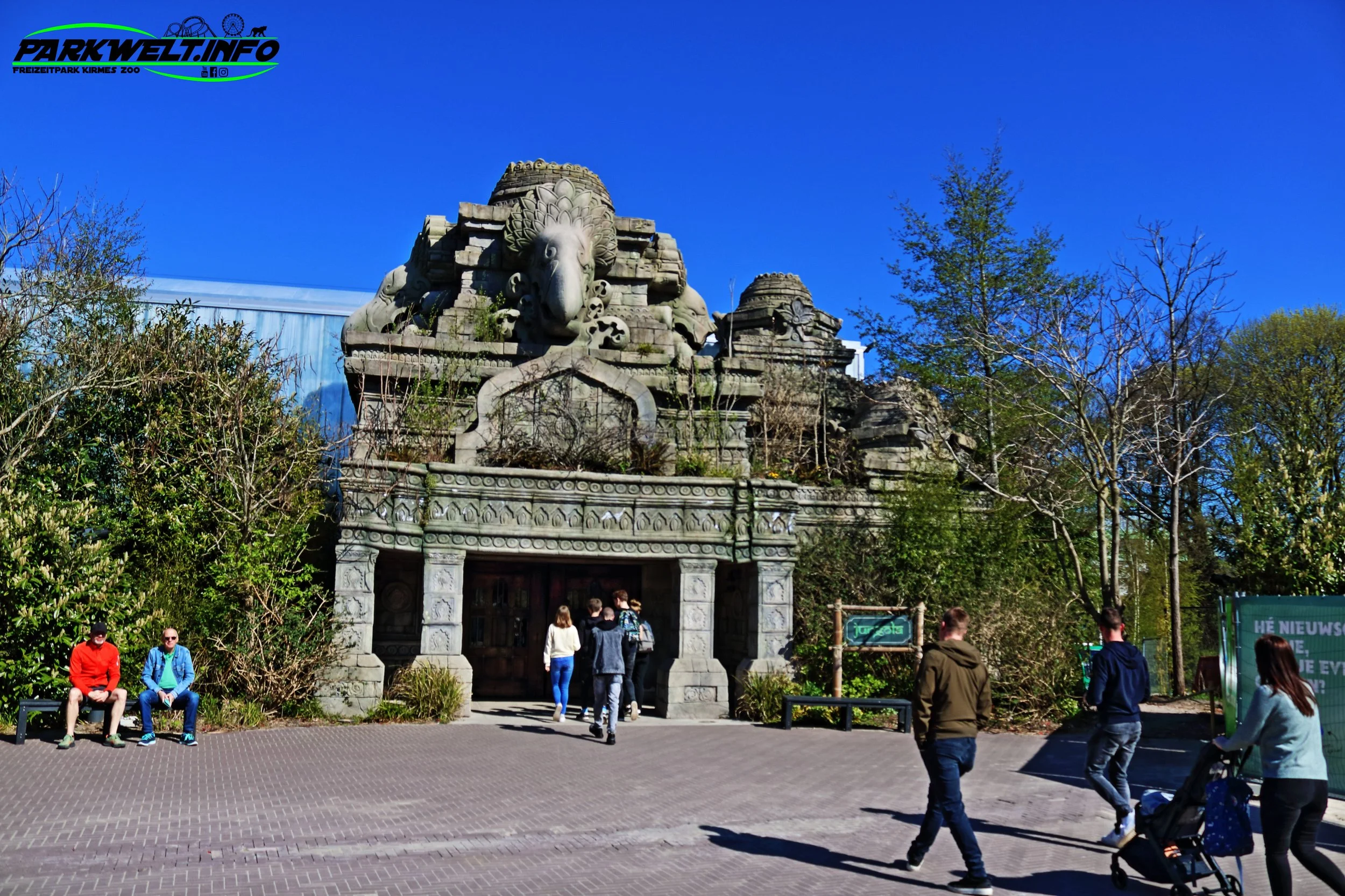 Wild Lands Wildlands Adventure Zoo Emmen Niederlande Netherlands Holland Park Plan Achterbahn Rollercoaster Safari Wildpark Ausflugsziel Attractiepark Themepark Freizeitpark Attraktionen Bilder Anfahrt Tweestryd Rimbula River Bootsfahrt