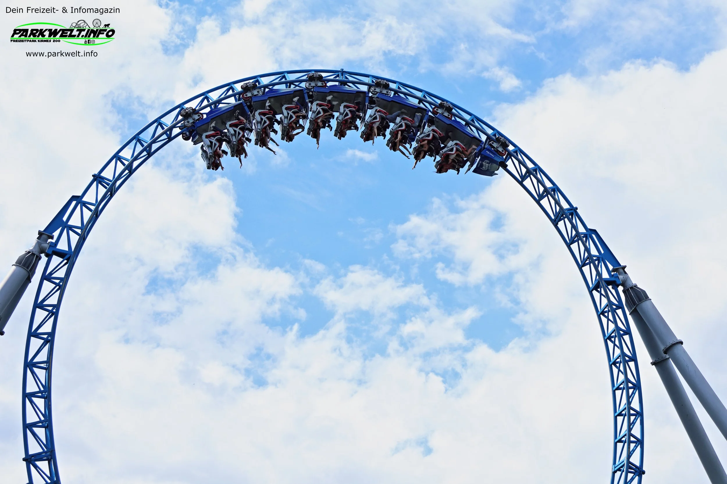 Blue Fire Megacoaster Achterbahn Rollercoaster Launch  Europa Park Rust Attraktionen Fahrgeschäfte Achterbahn Info Anfahrt Preise Guide Park Plan Map Rulantica Freizeit Coaster Bilder Galerie Veranstaltungen Übernachtung Information