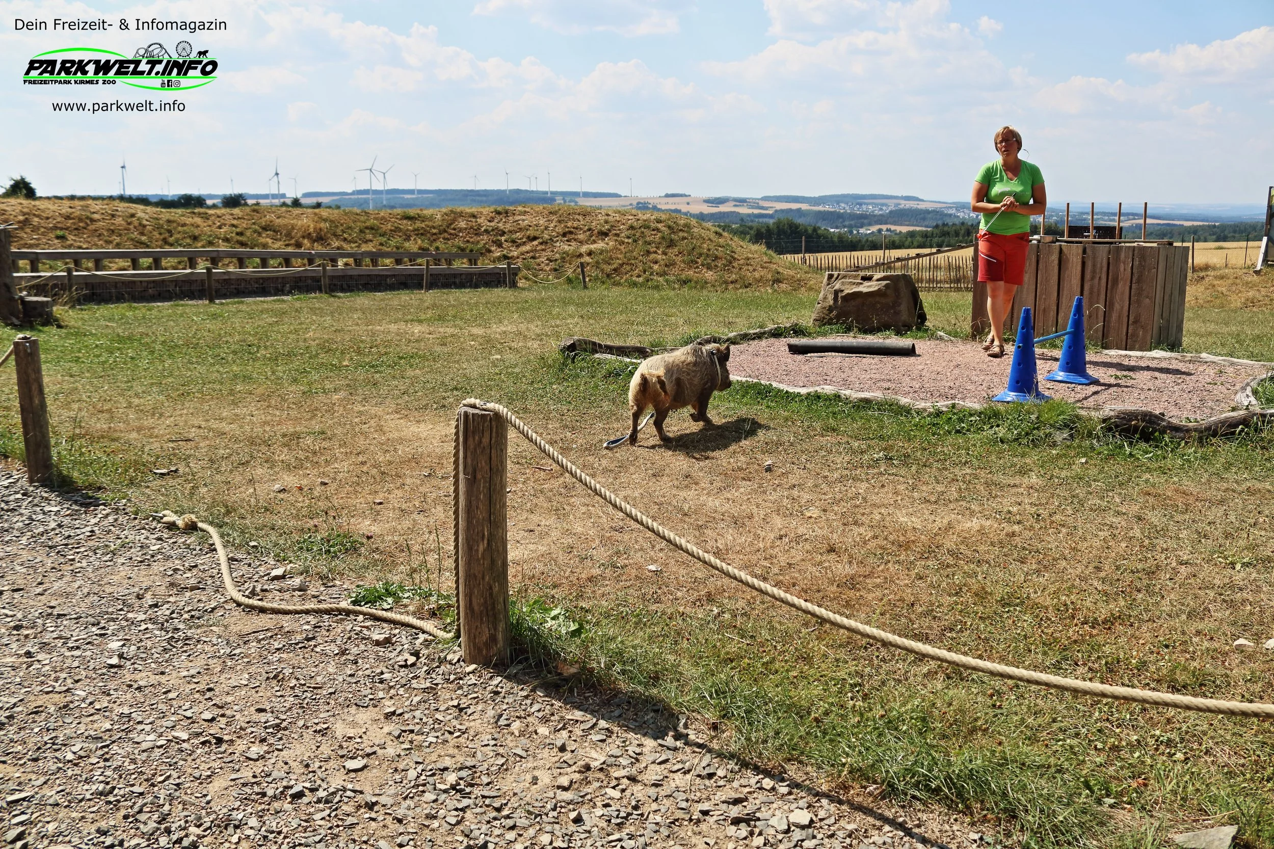 Tier Erlebnispark Bell Hunsrück Wildpark Zoo Tiere Attraktionen Adresse Preise Info Nilder Park Plan Map Guide Husky Show