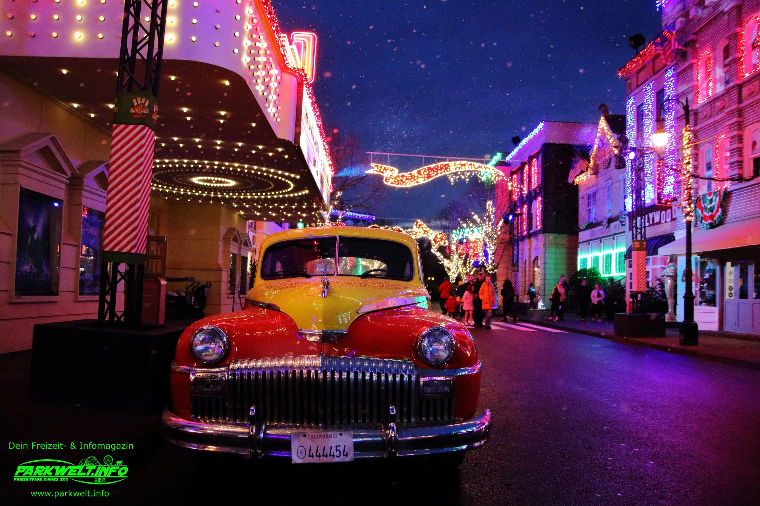 Hollywood Christmas 2024 Movie Park News Info Bilder map guide Achterbahn freizeitpark themepark