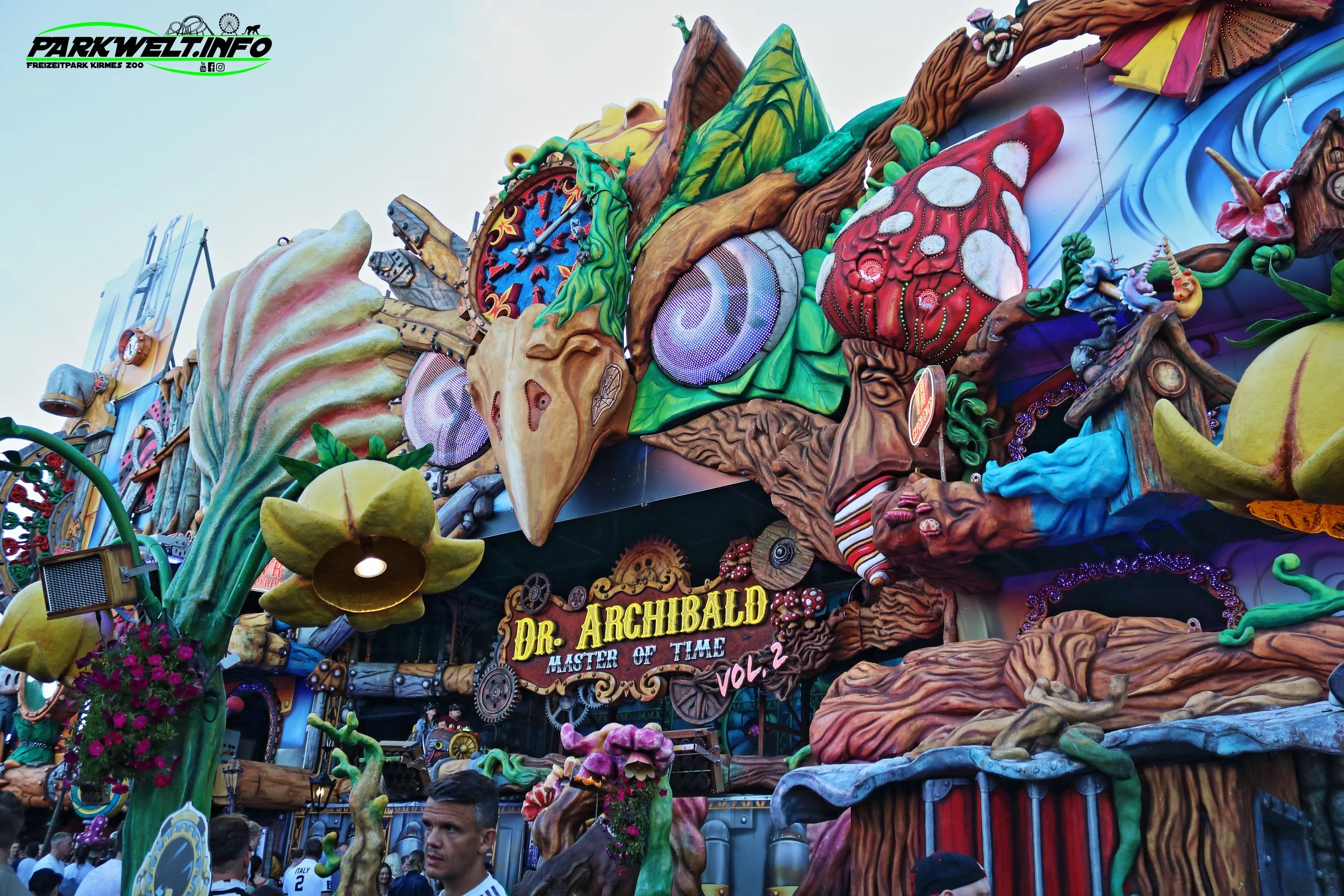Dr Archibald Master of Time Greier VR Geisterbahn Mack Rides Volksfest Kirmes  Geisterhotel Abenteuer
