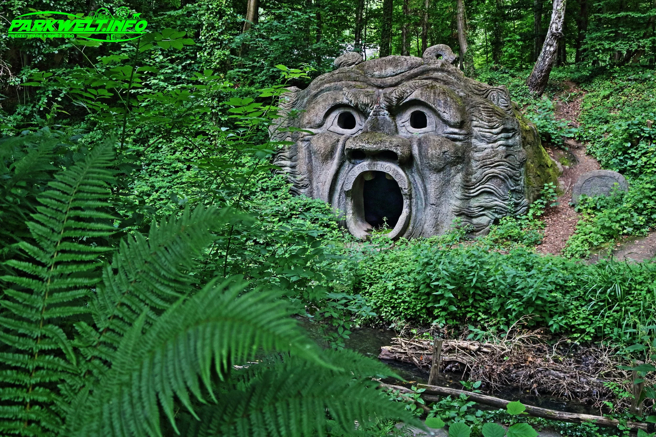 Mondo Verde Landgraaf Niederlande Holland Freizeitpark Zoo Wildpark Weltpark Gärten Blumen Attraktionen Fahrgeschäfte Infos Bilder Attractiepark Achterbahn