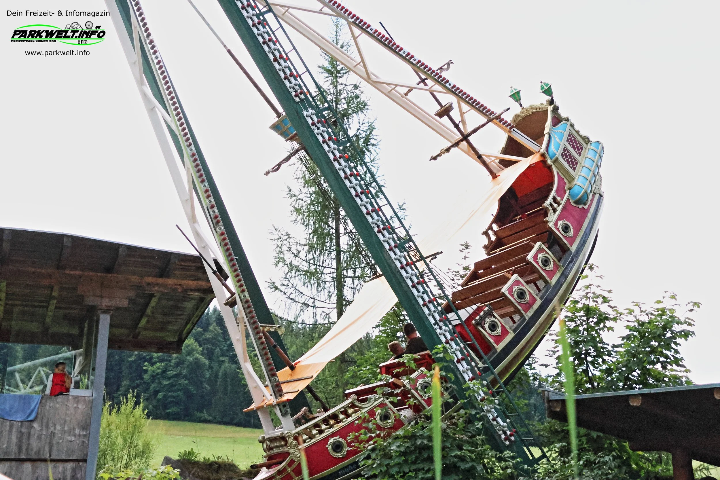 Piratenschiff im Familienland Pillersee – Schiffschaukel für die ganze Familie