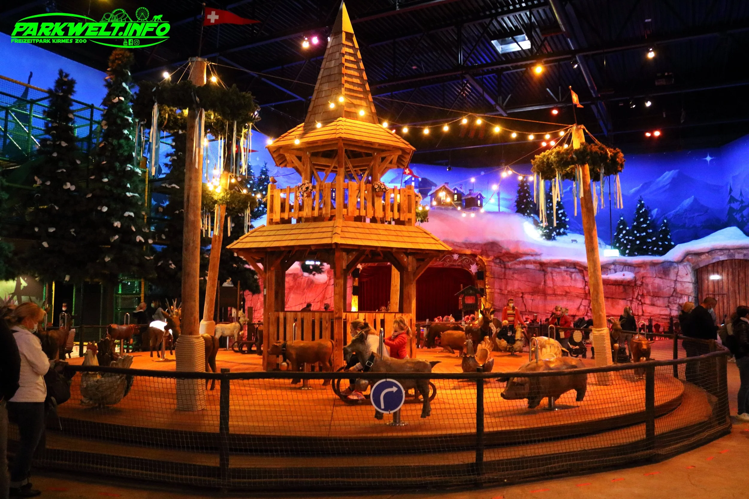 Plopsaland Deutschland Holiday park haßloch freizeitpark plopsa attraktionen achterbahn indoor guide park plan