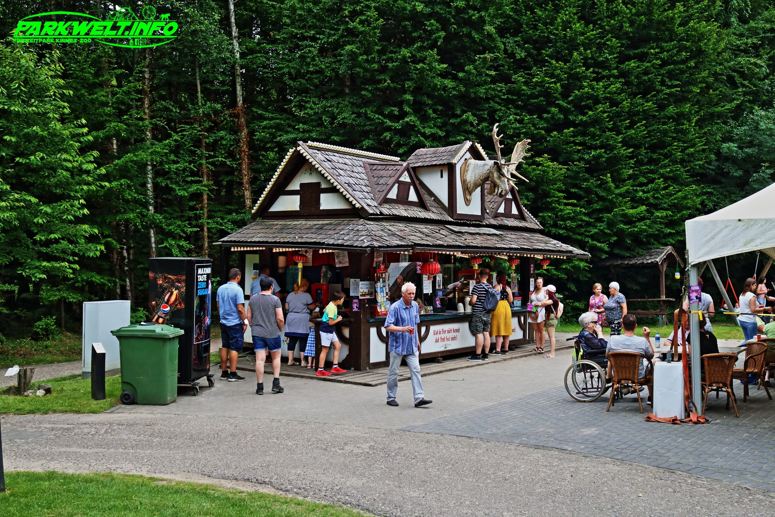 Mondo Verde Landgraaf Niederlande Holland Freizeitpark Zoo Wildpark Weltpark Gärten Blumen Attraktionen Fahrgeschäfte Infos Bilder Attractiepark Achterbahn