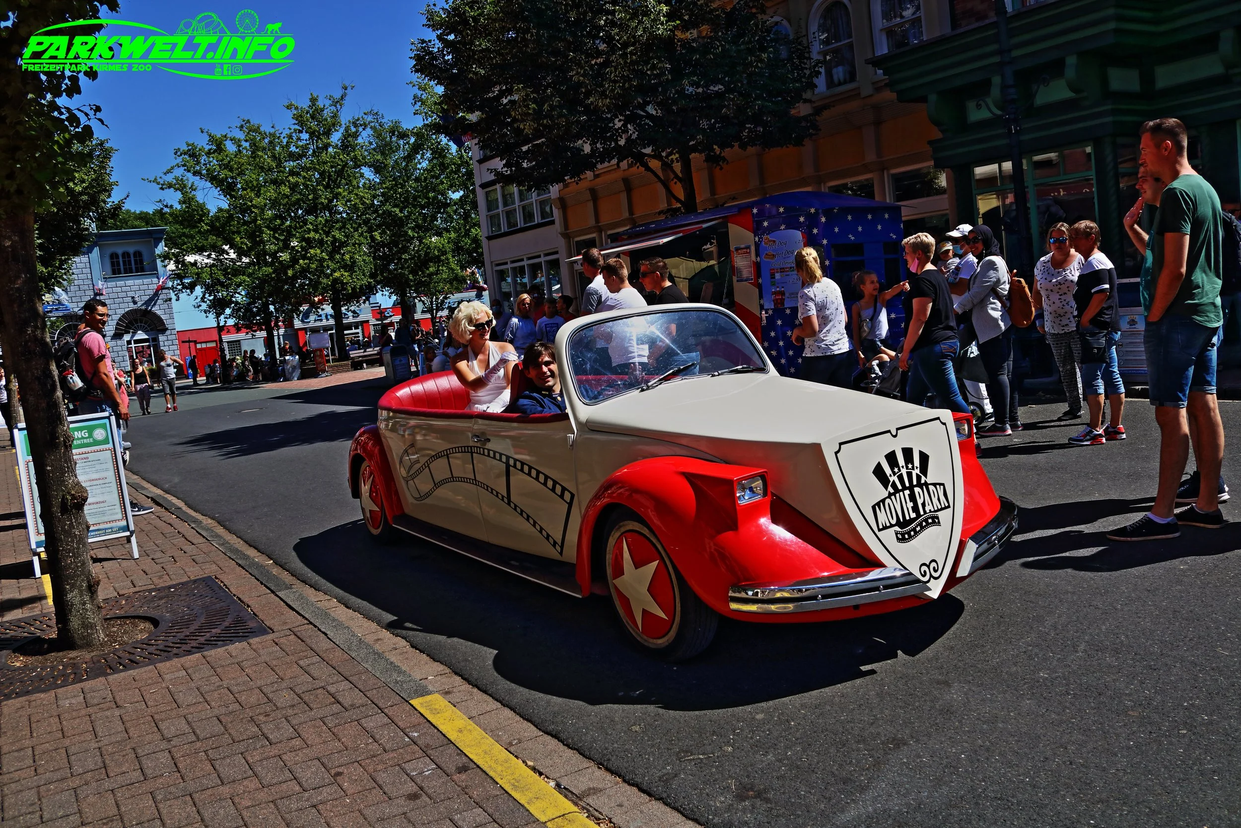 movie park freizeitpark themepark filmpark bottrop germany achterbahn attraktionen info