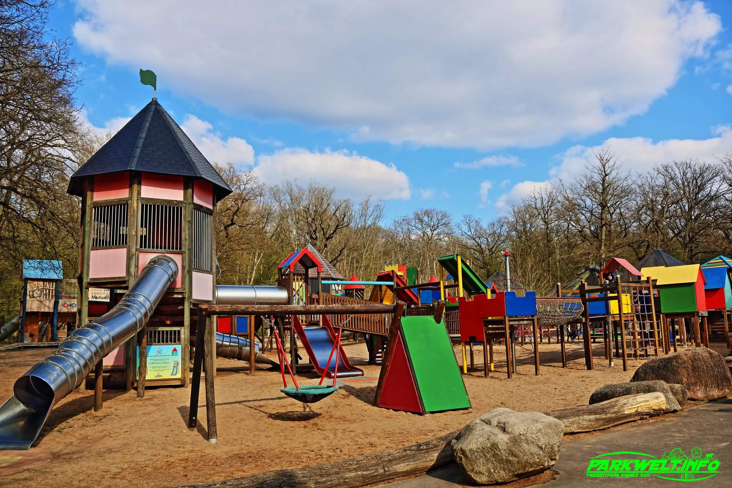 Spielplatz Parc Merveilleux Tierpark Zoo Bettembourg Luxemburg Luxembourg Freizeitpark Themepark Größter Tropenhaus Ausflugsziel Familie Kinder Attraktionen Fahrgeschäfte