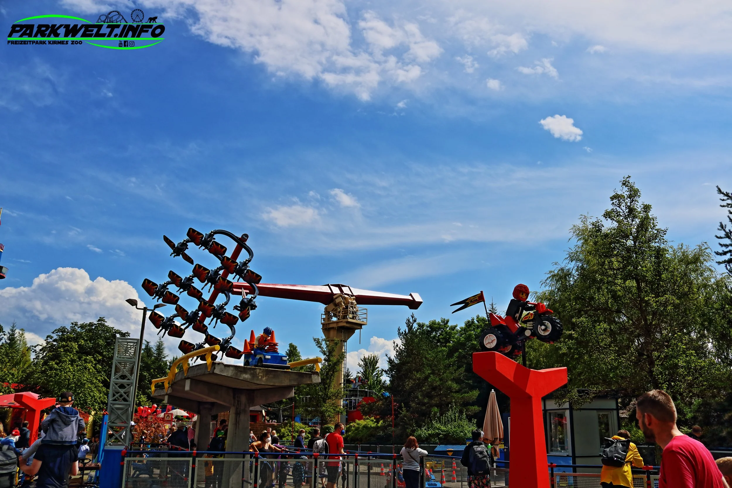 lego legoland günzburg freizeitpark themepark achterbahn attraktionen merlin