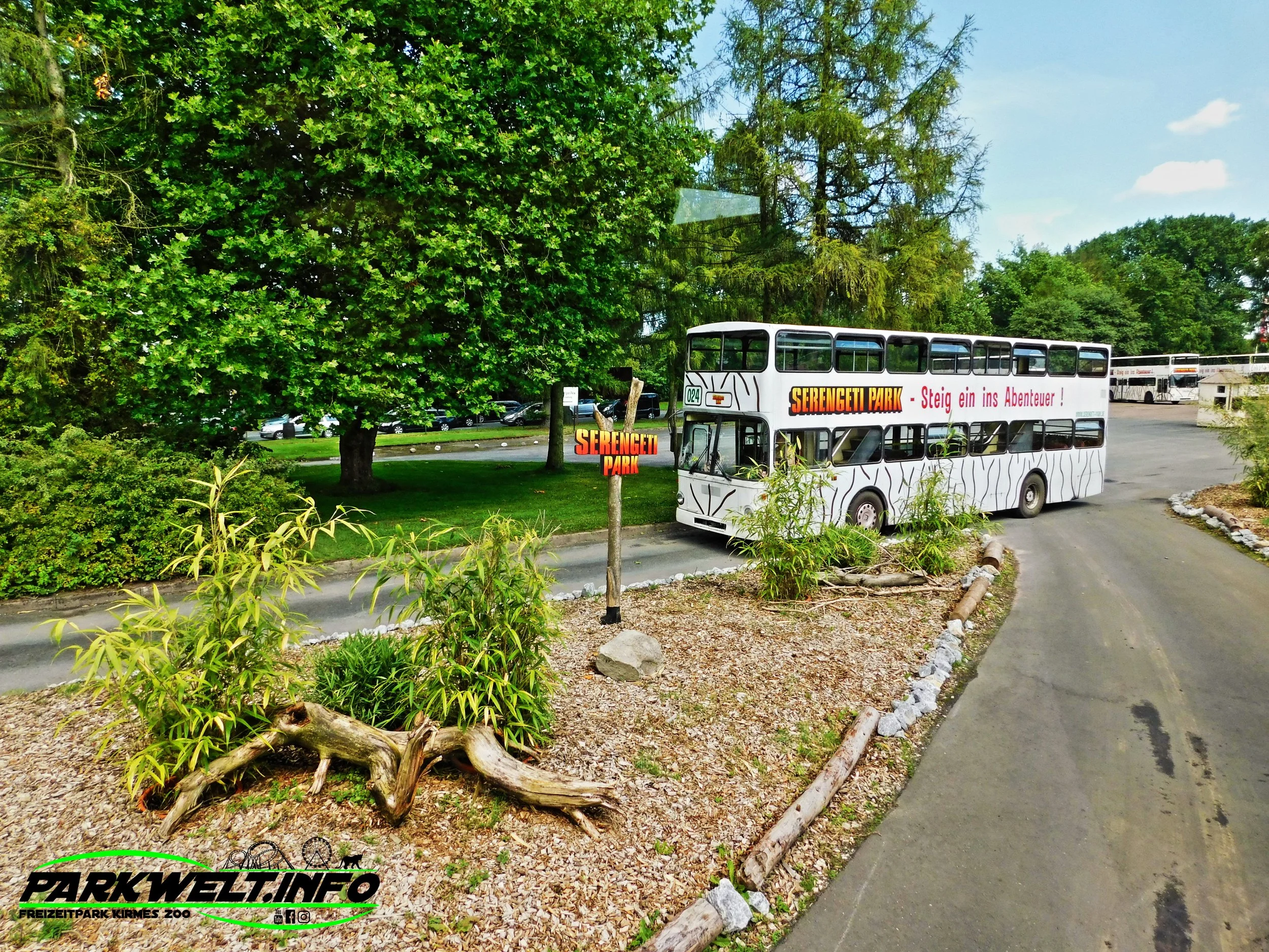 Serengeti Park Hodenhagen Freizeitpark Themepark Amusementpark Attraktionen Tiere Wildtiere Safari Achterbahn Rollercoaster Coaster Safaripark Info Map Guide Park Plan