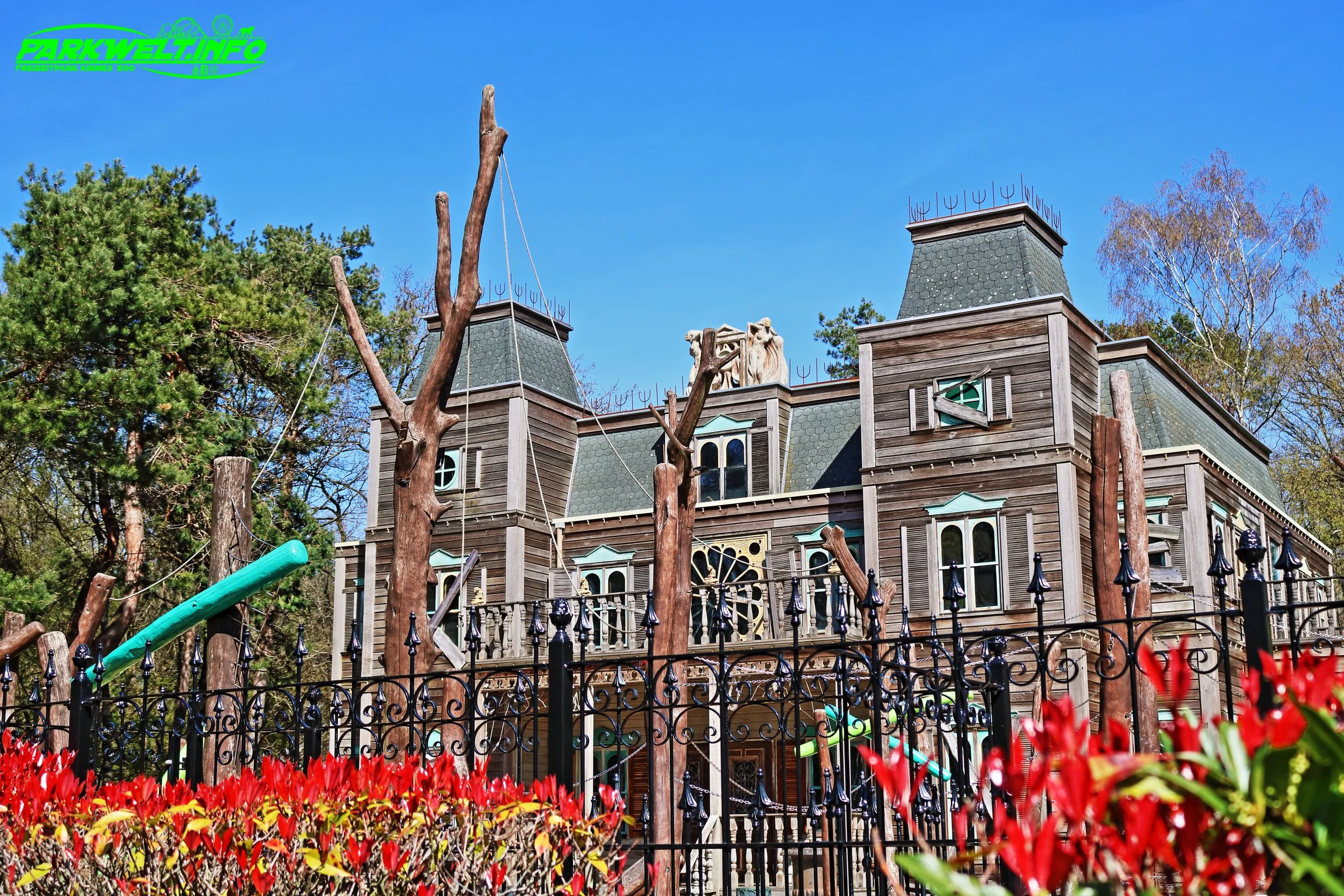 Discovery Club Mack Rides Interactive Dark Ride Avonturenpark Hellendoorn Freizeitpark Themepark Amusementpark Attractiepark Info Attraktionen Fahrgeschäfte Park Plan Map Guide Achterbahn Coaster Rollercoaster Öffnungszeiten Preise