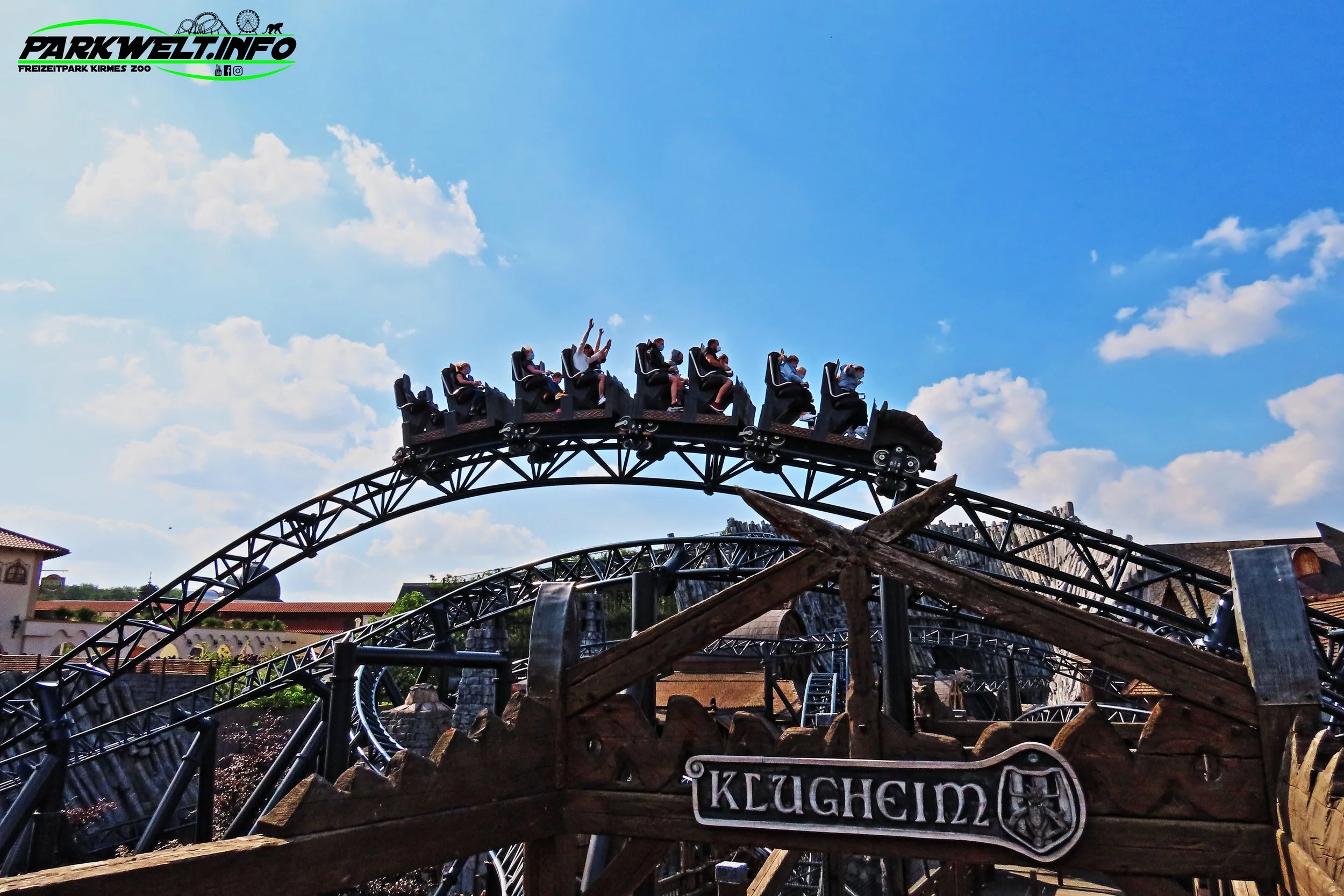 phantasialand brühl freizeitpark themepark klugheim rookburgh ling bao matamba taron black mamba talocan mexico chiapas fantasy resort hotel 