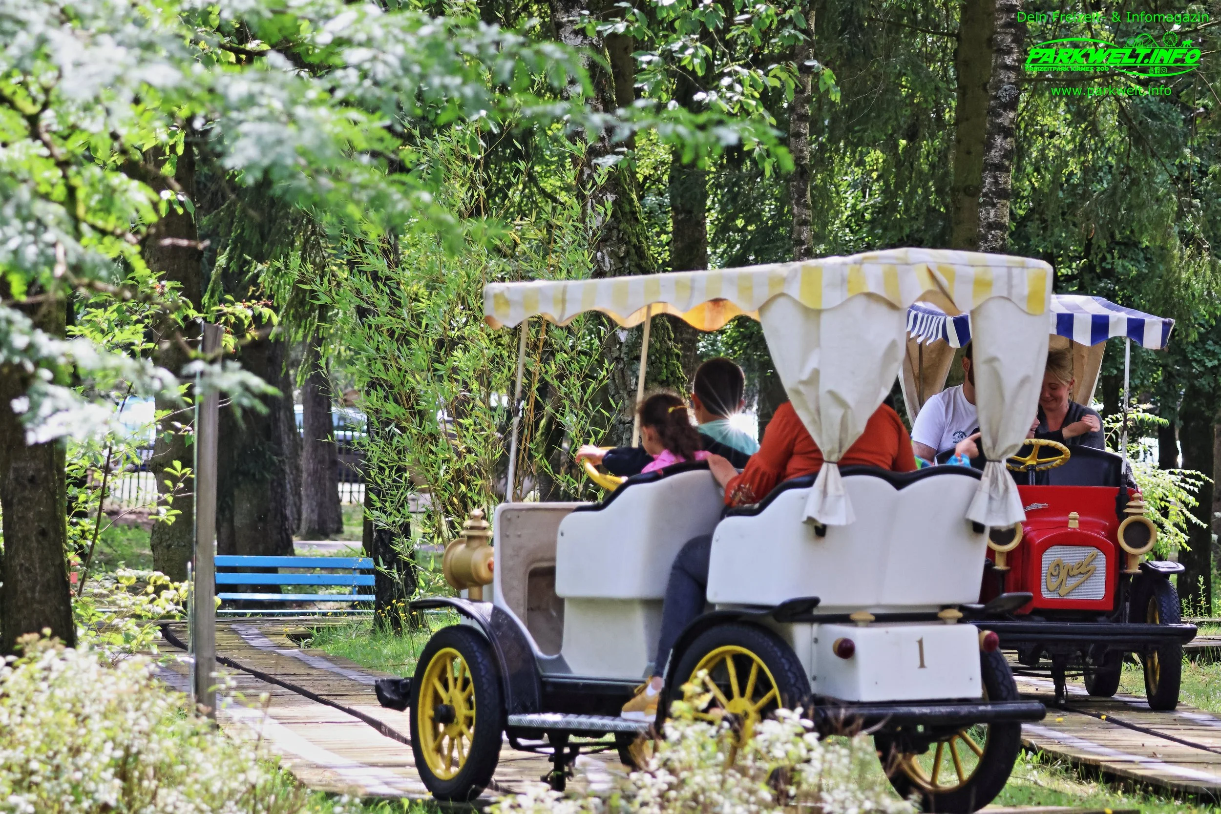 Oldtimer Fahrt Ihle Safariland Stukenbrock Freizeitpark Themepark Info News Park Plan Map Guide Achterbahn Attraktionen Adresse Preise