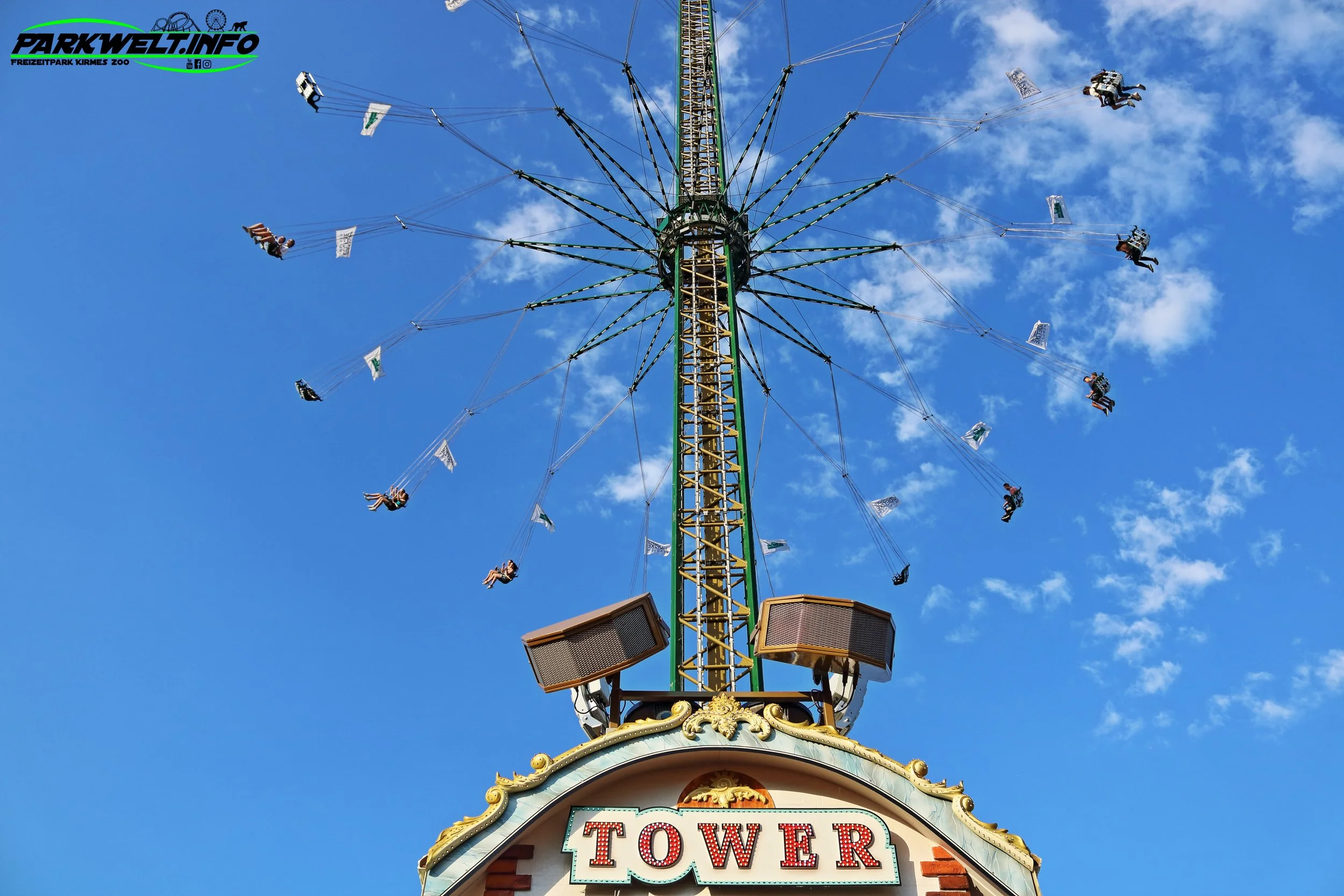 Jules Verne Tower Funtime Starflyer Kettenflieger Alexander Goetzke Kettenkarussell  Kirmes Volksfest