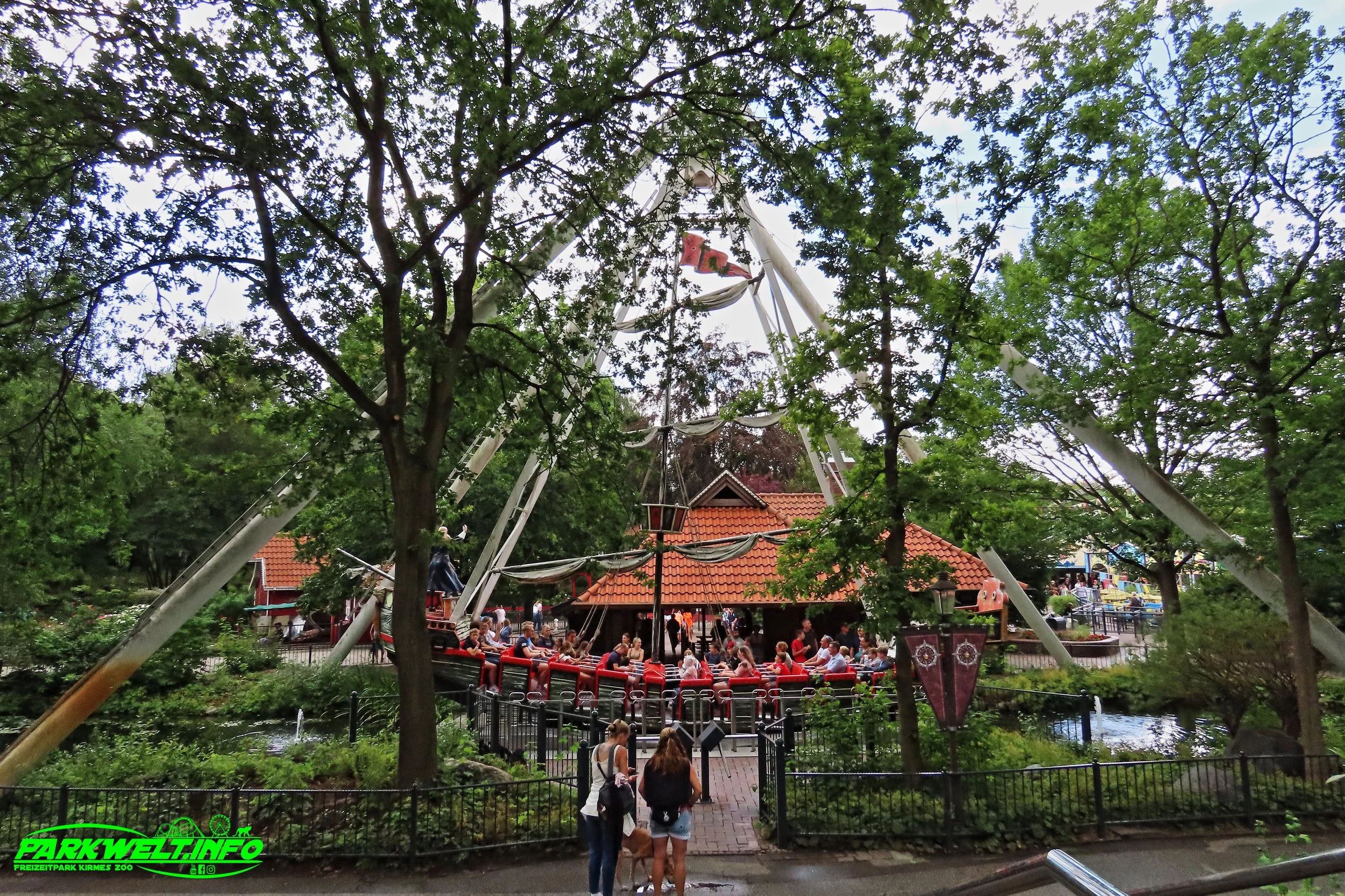 Fliegender Holländer Huss Pirat Hansa Park Freizeitpark Themepark Ostsee Sierksdorf Info Map Guide Attraktionen Fahrgeschäfte Park Plan Achterbahn